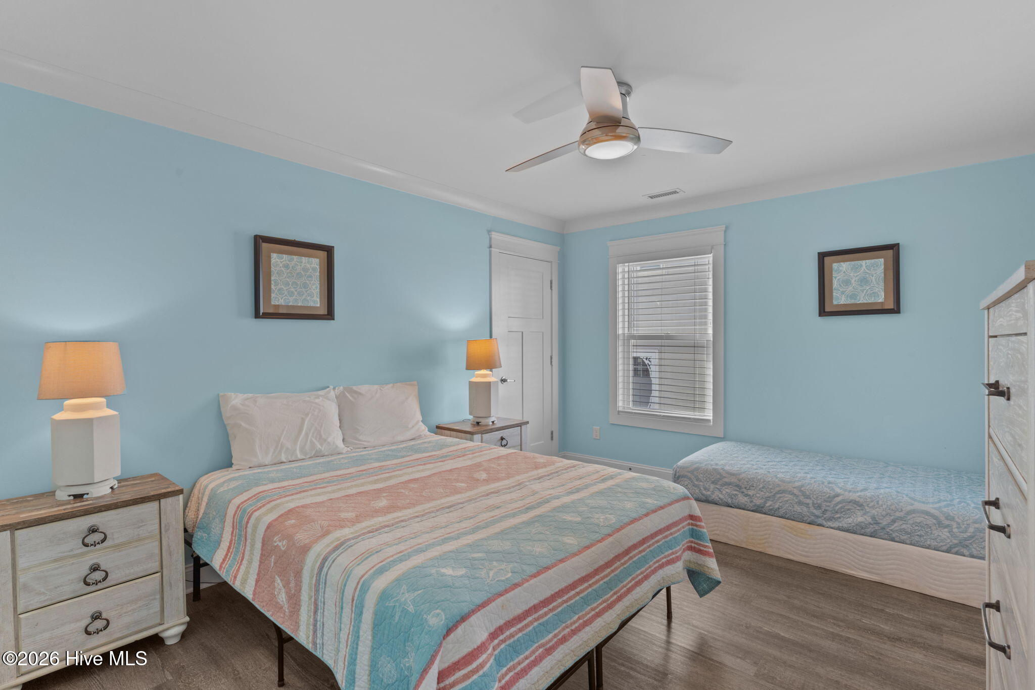 100551095 | Photo 27