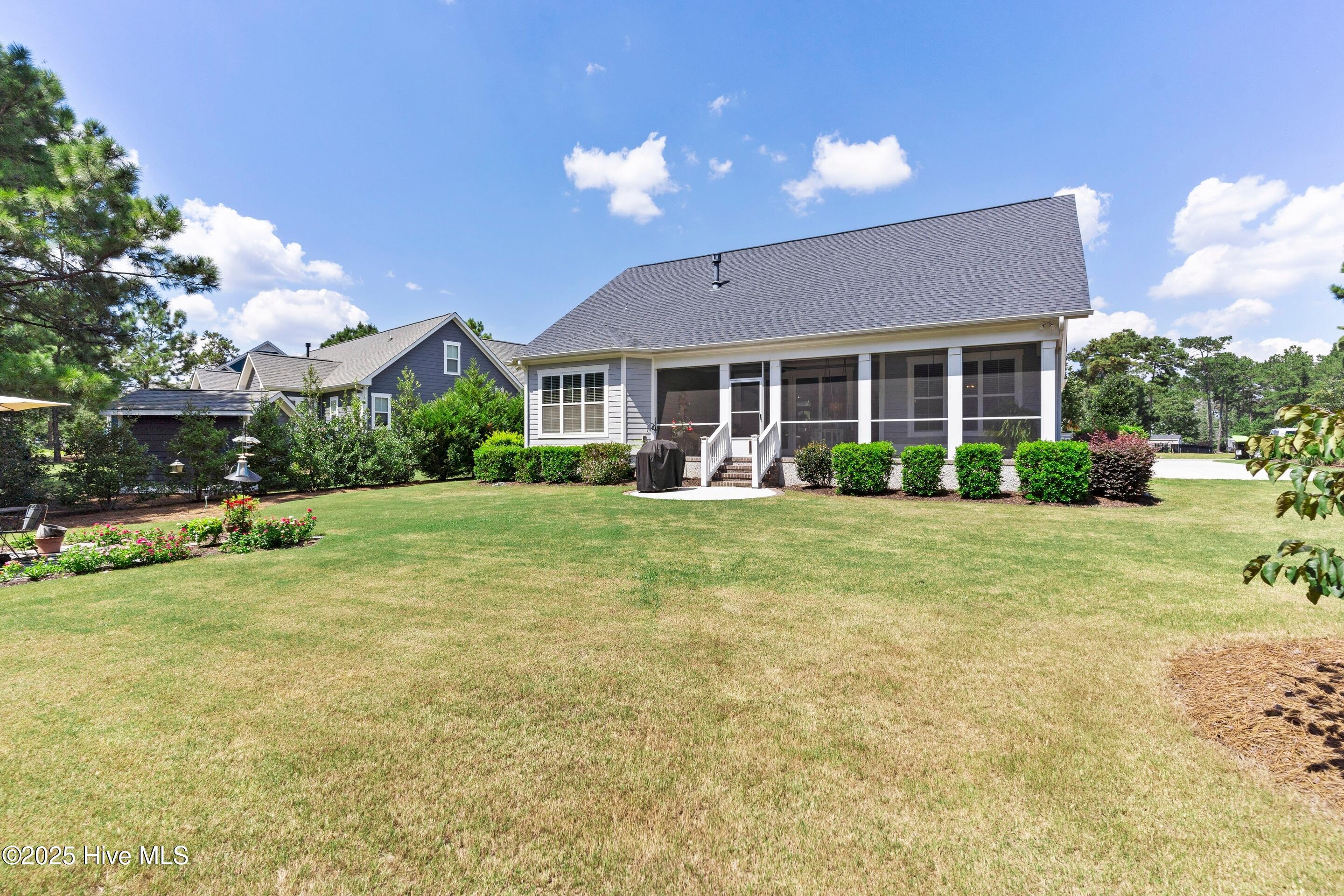 100527117 | Photo 41