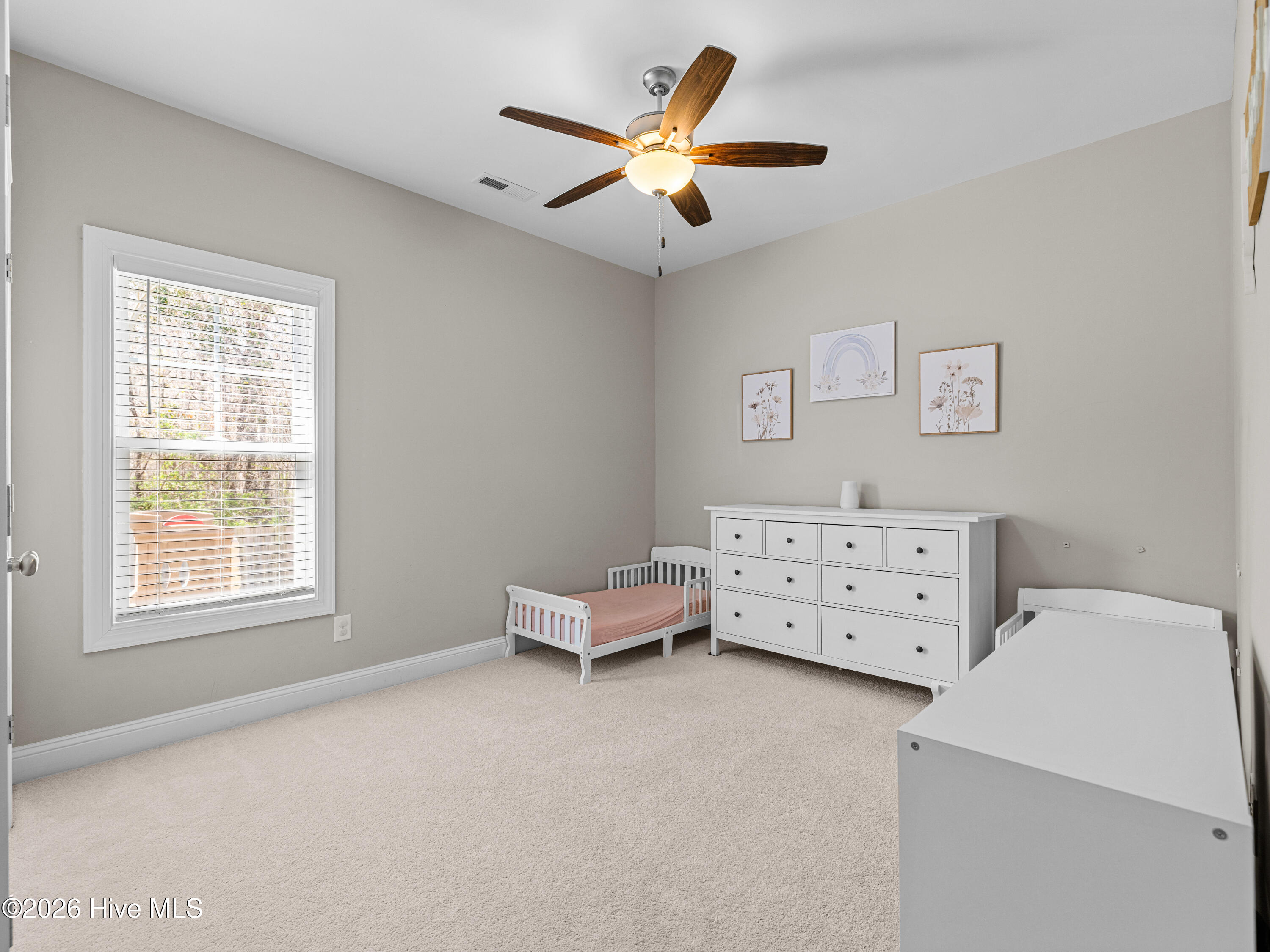 100560516 | Photo 31