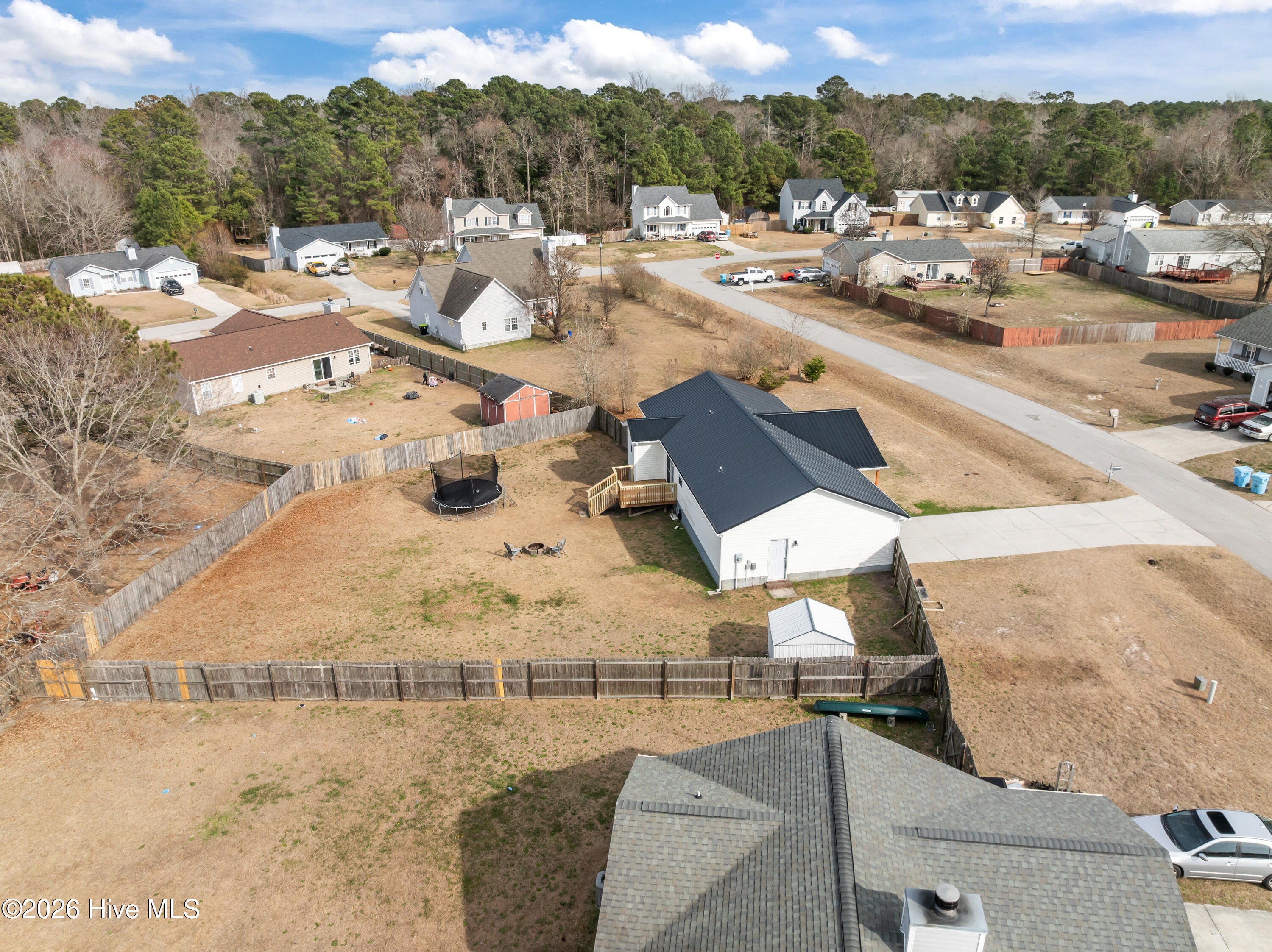 100556999 | Photo 47