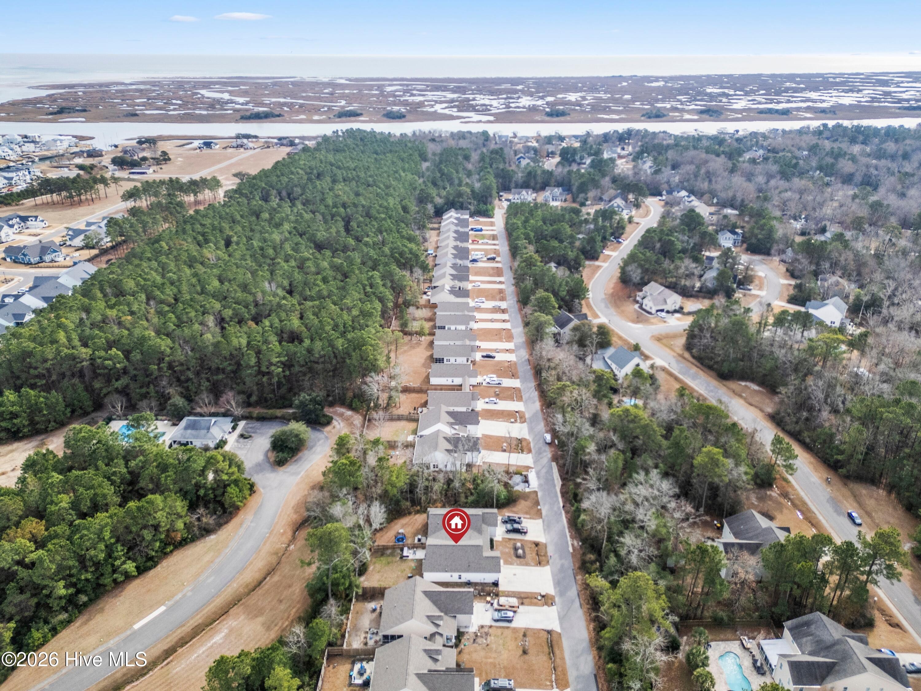 100547558 | Photo 34