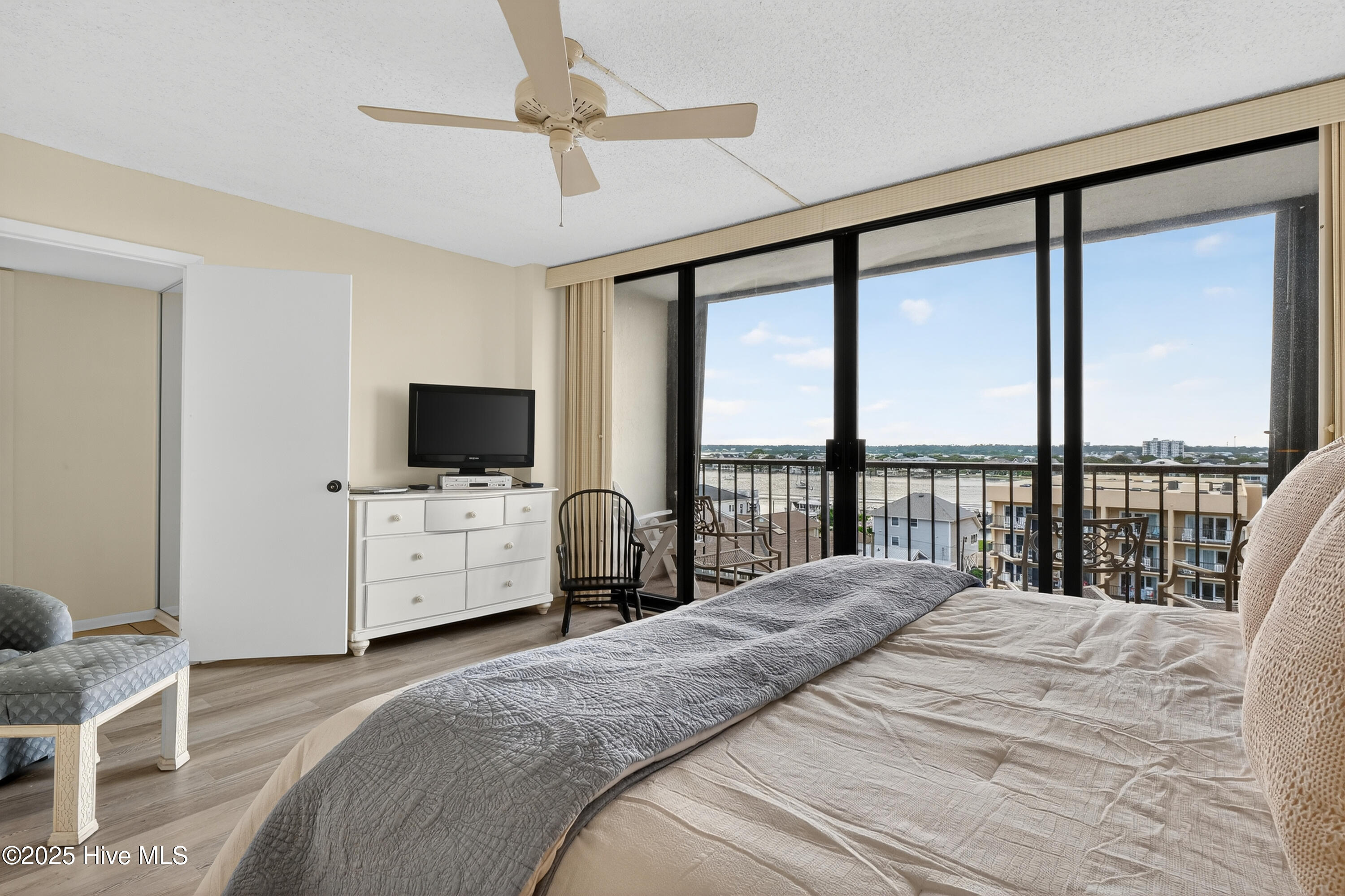95 S Lumina Avenue 6-K, Wrightsville Beach, NC 28480 – photo 18: Station One - 6-K (18)