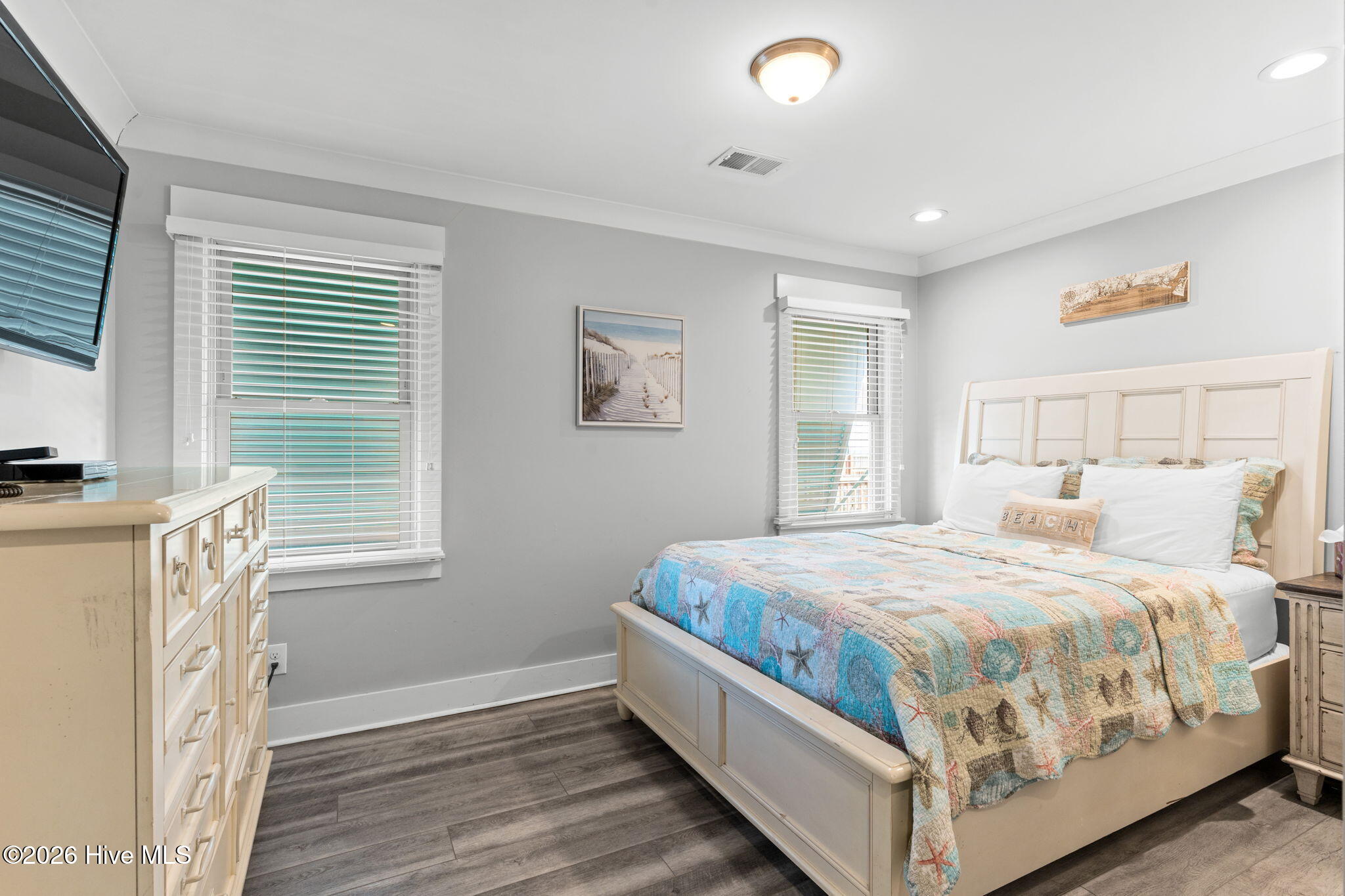 100552493 | Photo 31