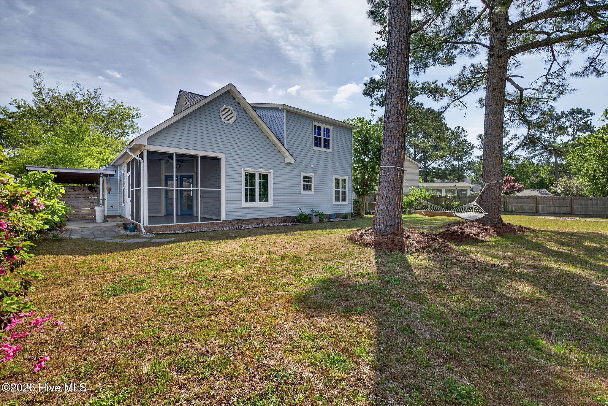 100567707 | Photo 11