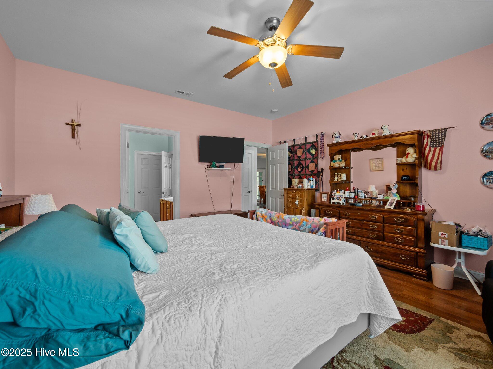 211 Brook Crossing Road, Swansboro, NC 28584 – photo 9: Primary