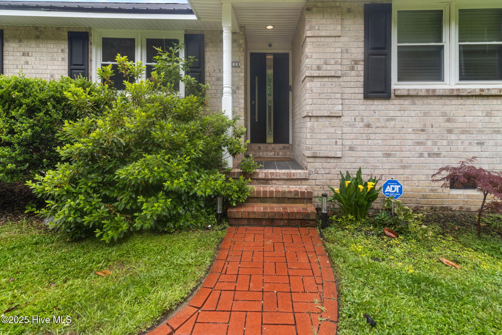 Homes for sale in Moyock, NC | 185 Launch Landing Rd, Moyock, NC 27958 | MLS# 100510648