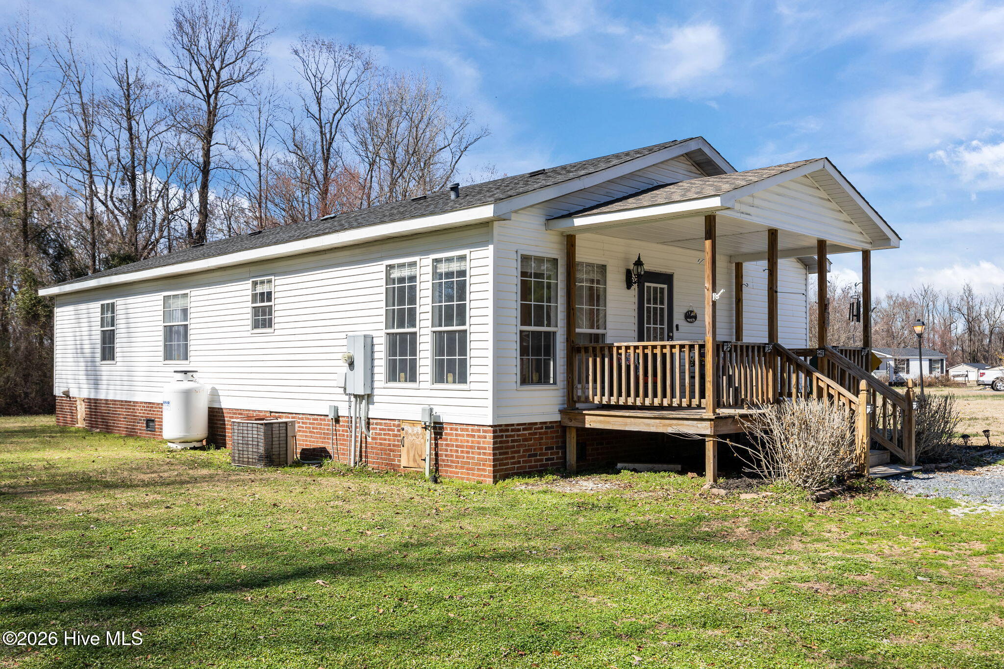 115 Rhonda Court, Beulaville, NC 28518 – photo 5: 50-web-or-mls-IMG_0278
