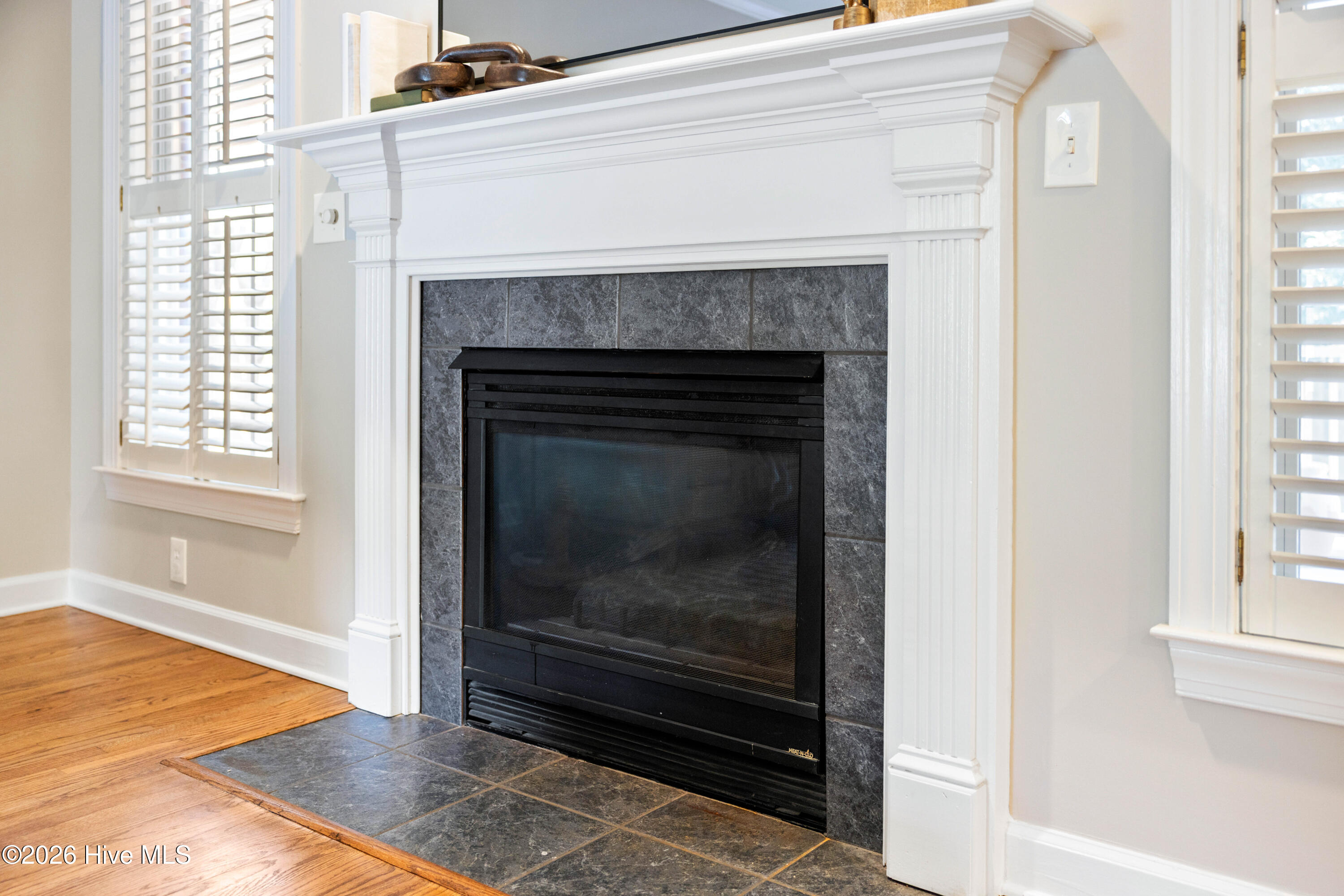 100560916 | Photo 12