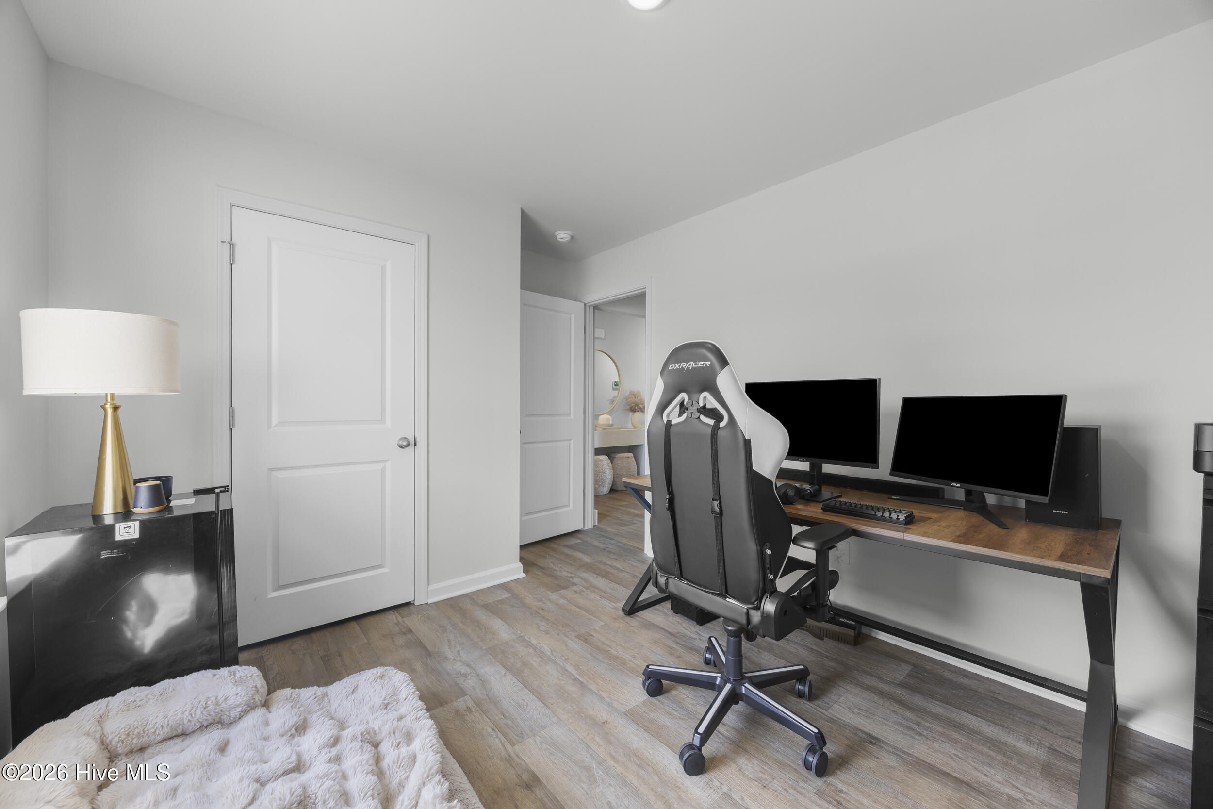 100562687 | Photo 20