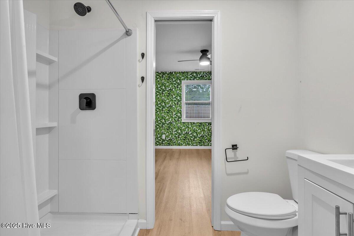 100545408 | Photo 28