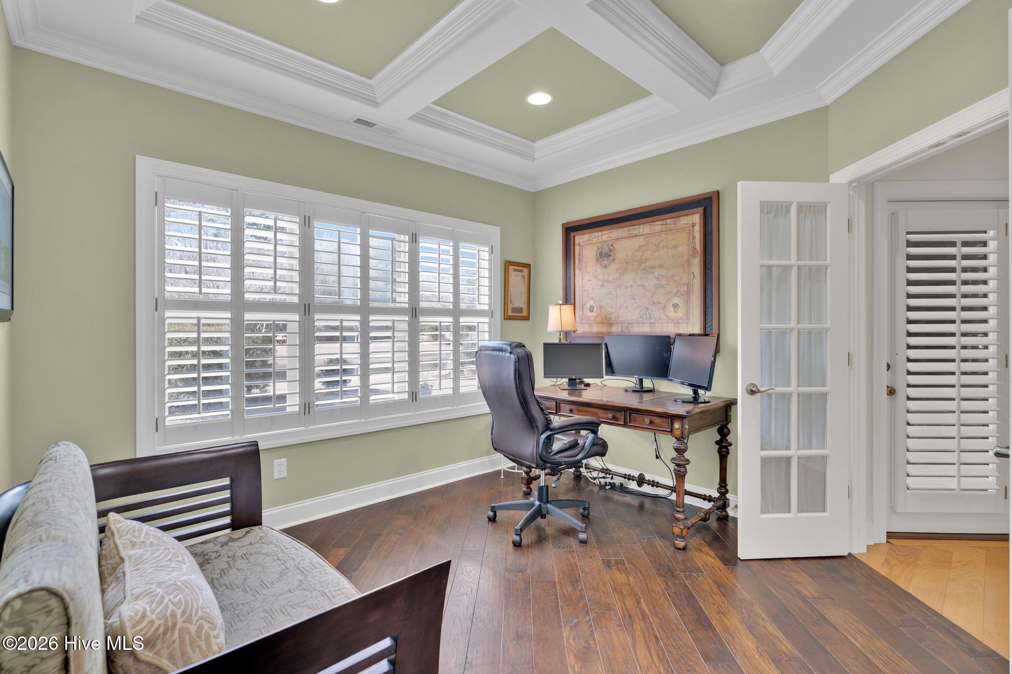 100559631 | Photo 28