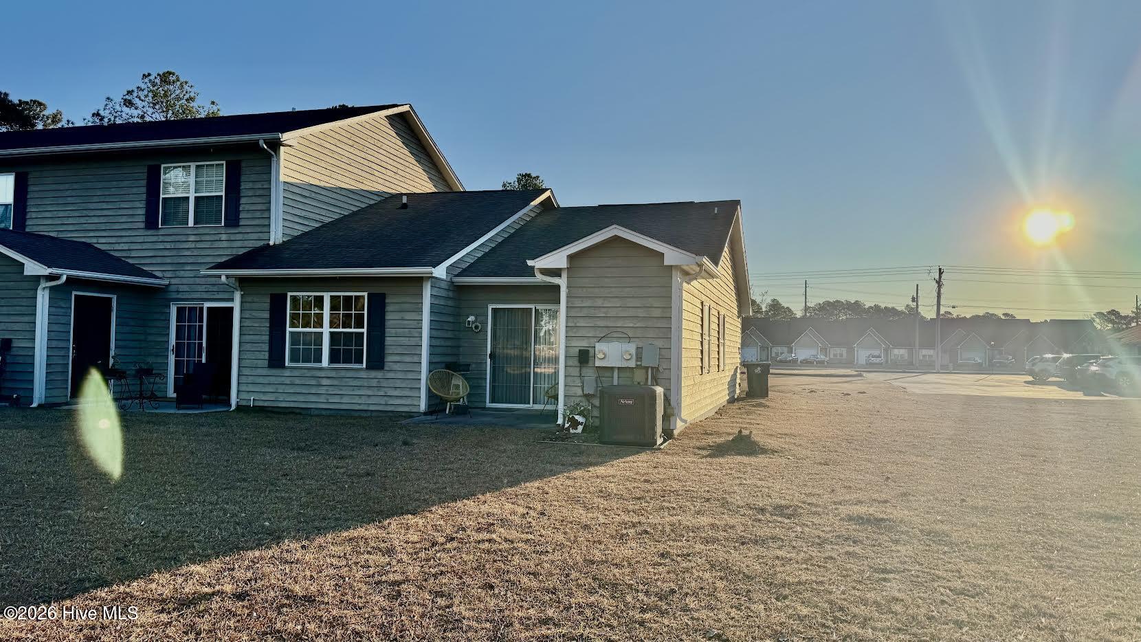 100556461 | Photo 14