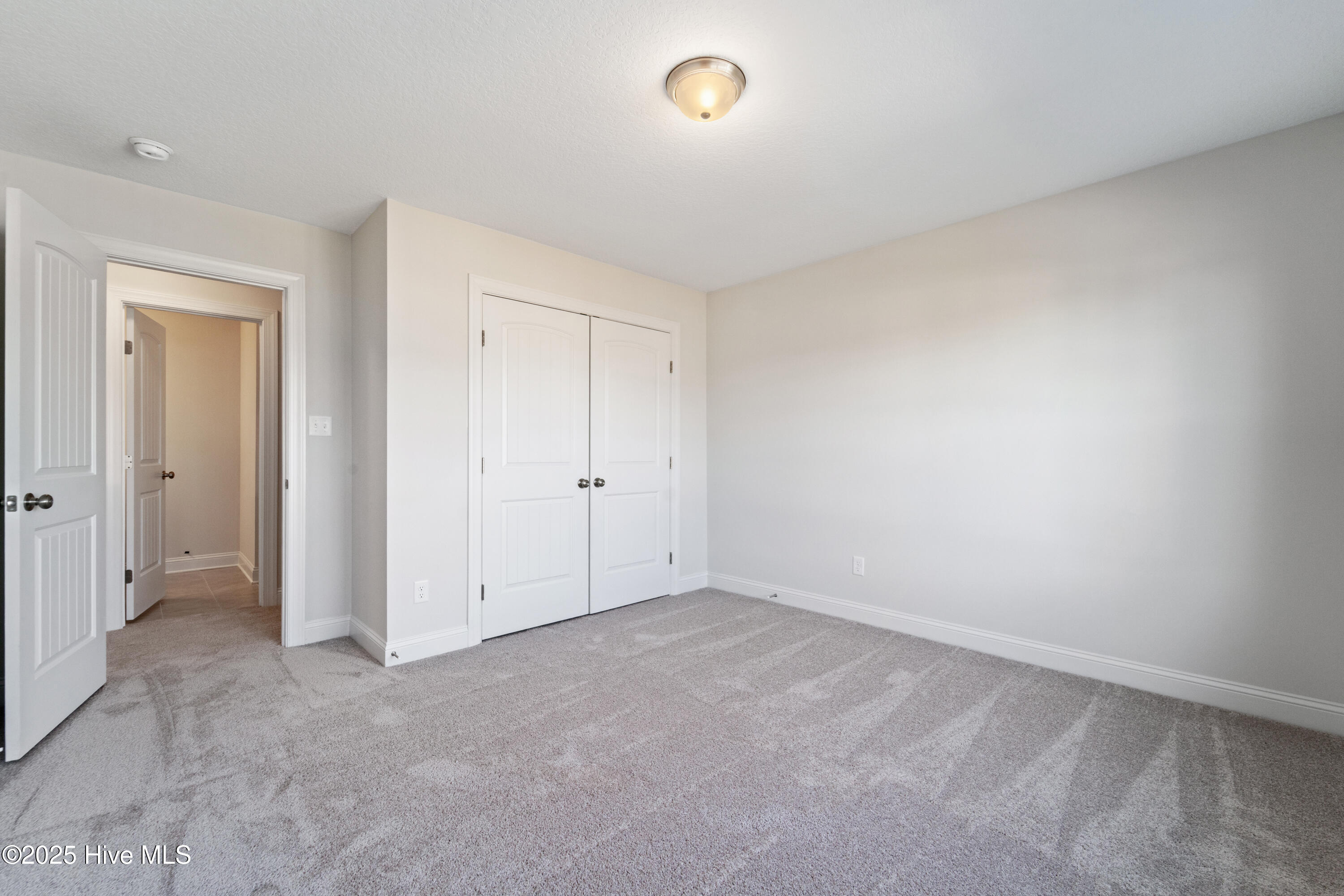 100512578 | Photo 27