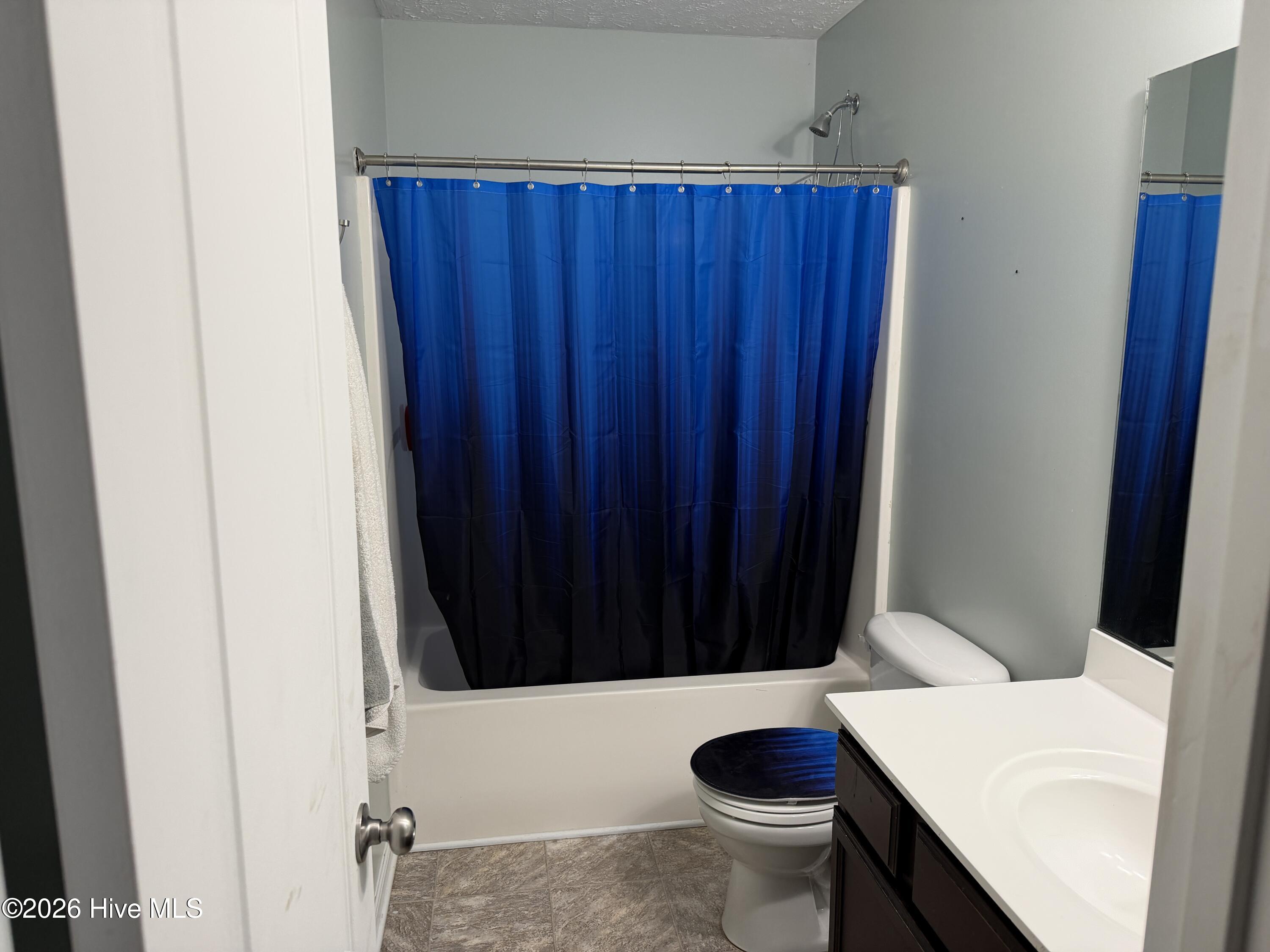 100557180 | Photo 13