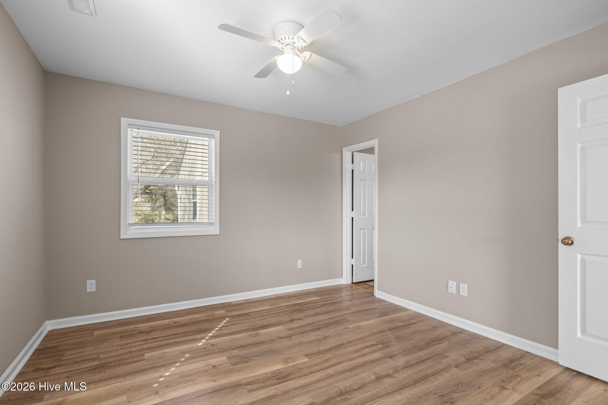 100551291 | Photo 22