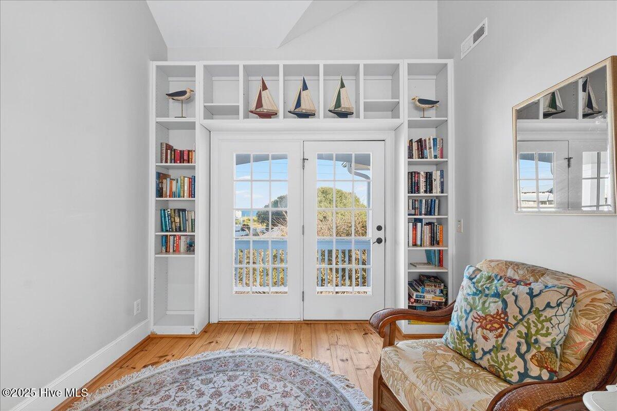 100540926 | Photo 66