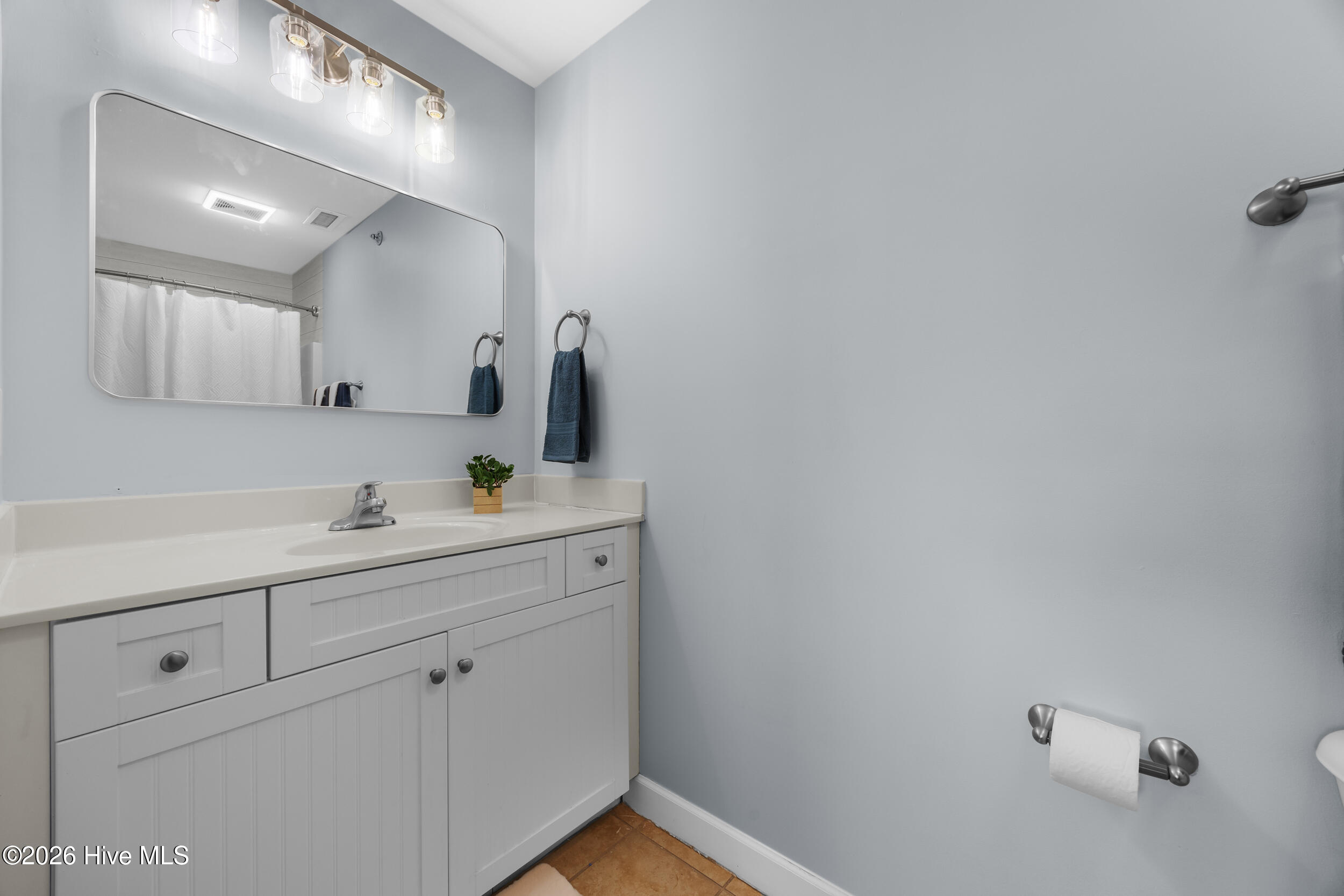 100547253 | Photo 17