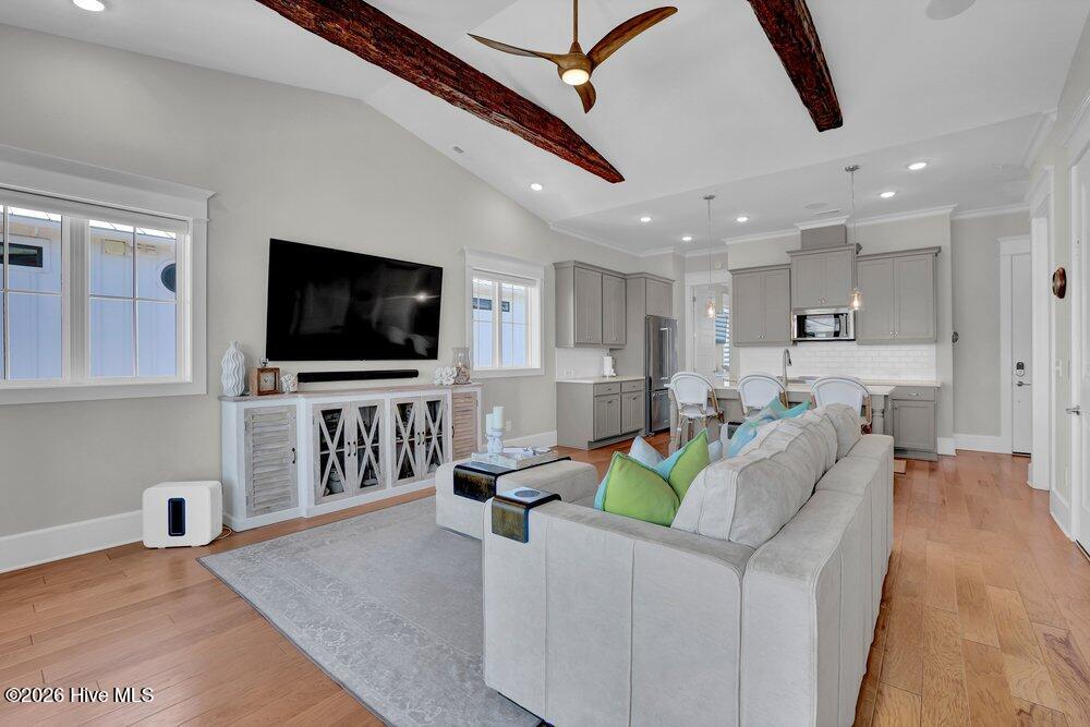 24 Seagull Street Unit B, Wrightsville Beach, NC 28480 – photo 7: img_4535