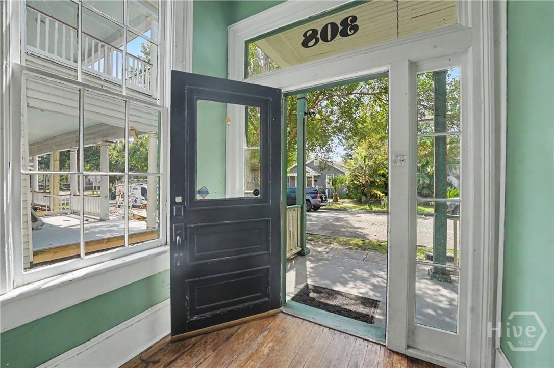 Listing Photo 4 - Condo for sale in building located at 308 E Waldburg St, Savannah, GA 31401