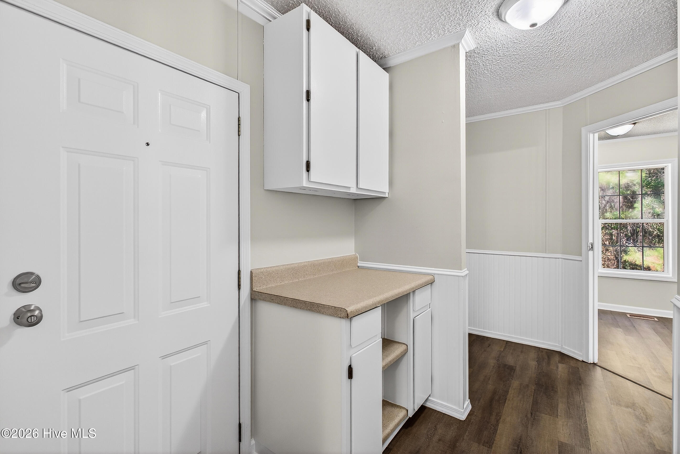 100560826 | Photo 10