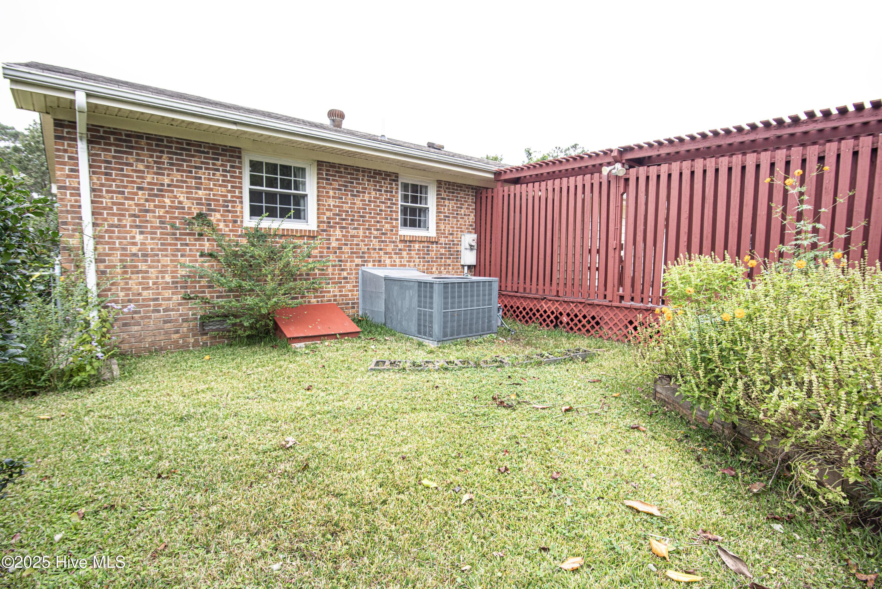 100536196 | Photo 22