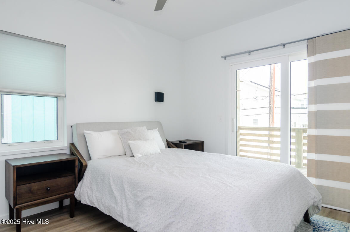 100549304 | Photo 28