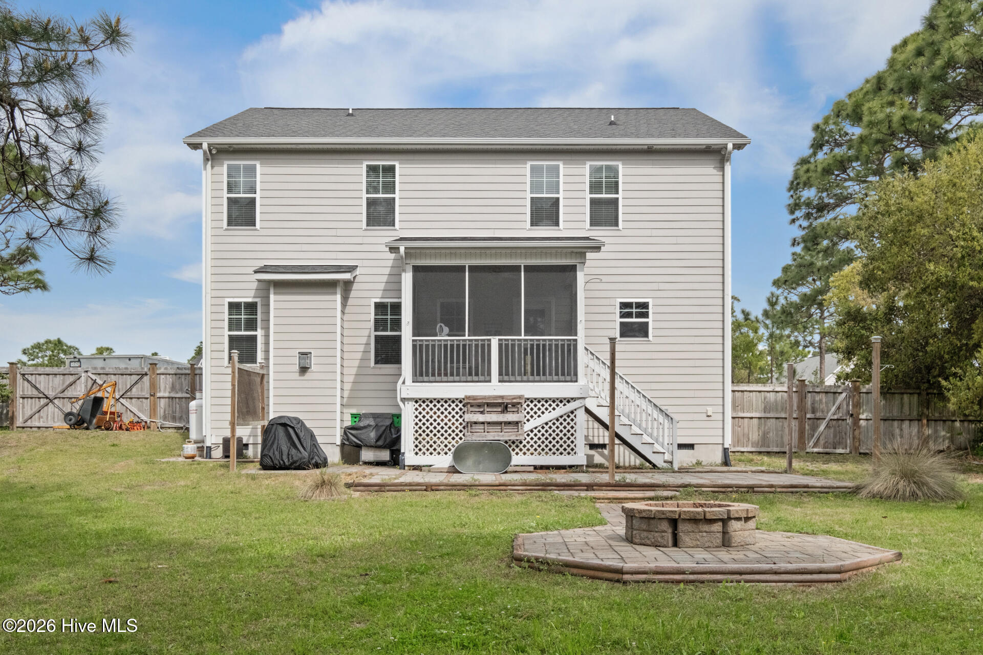 100566608 | Photo 84