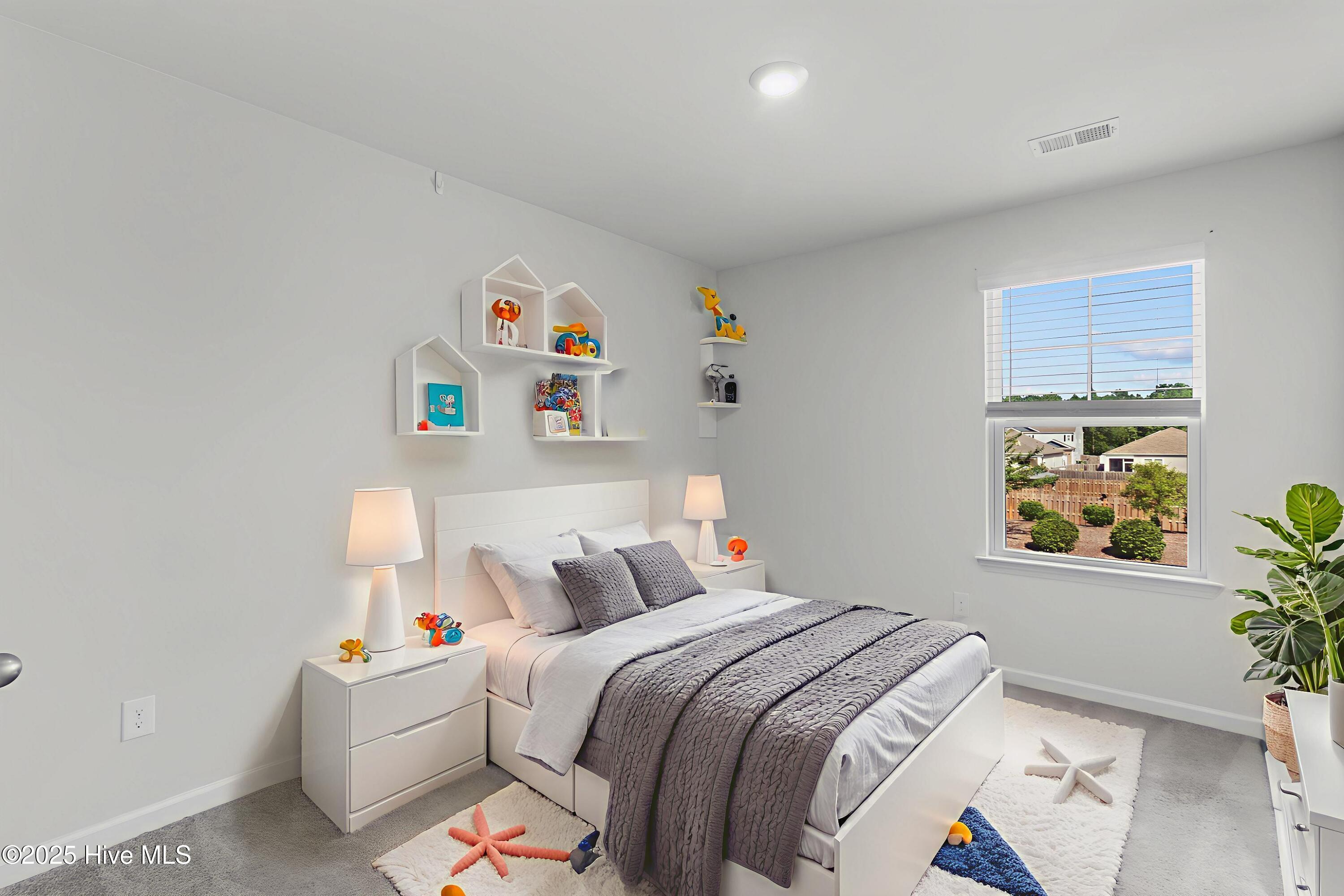 100519955 | Photo 21