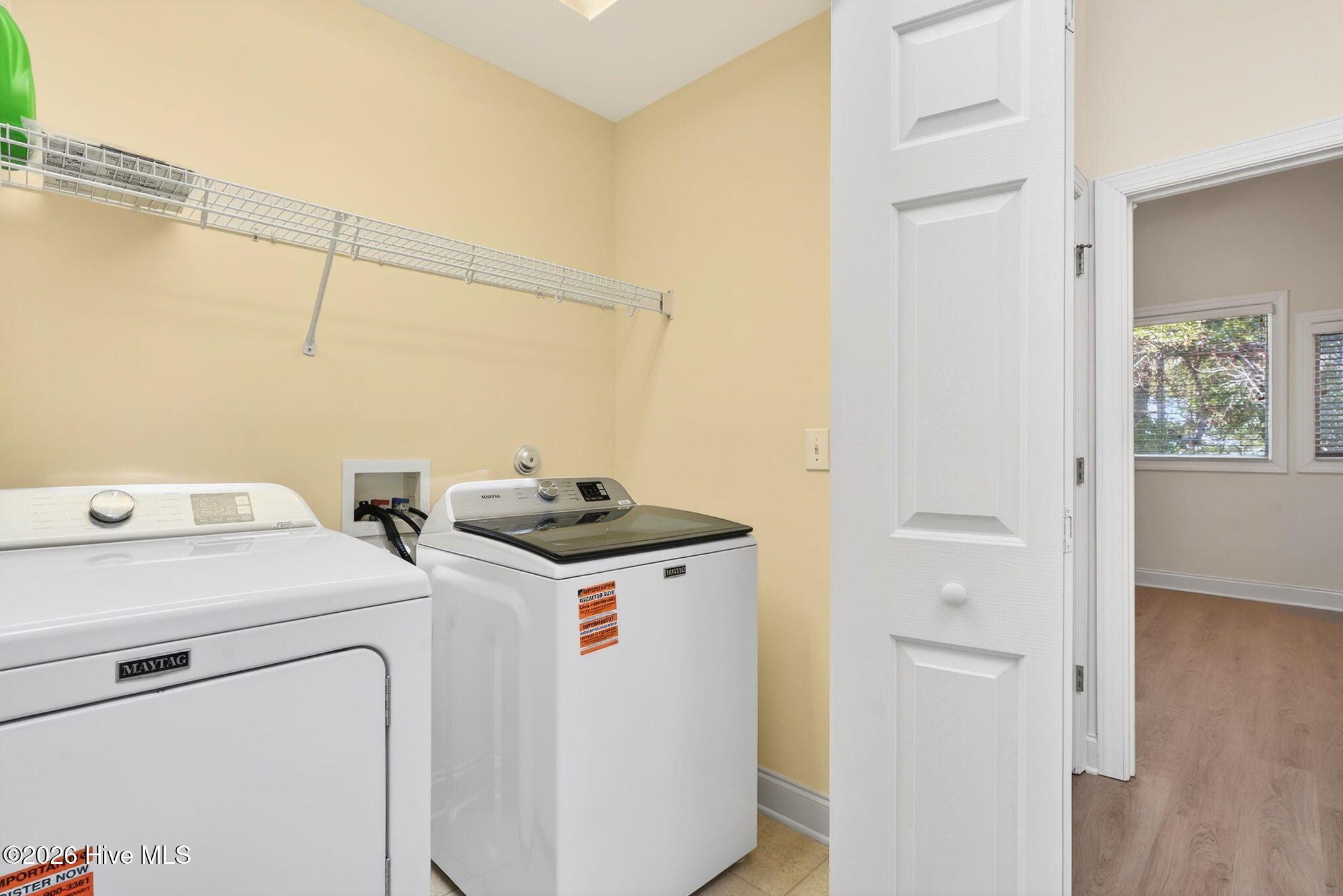 100553475 | Photo 43