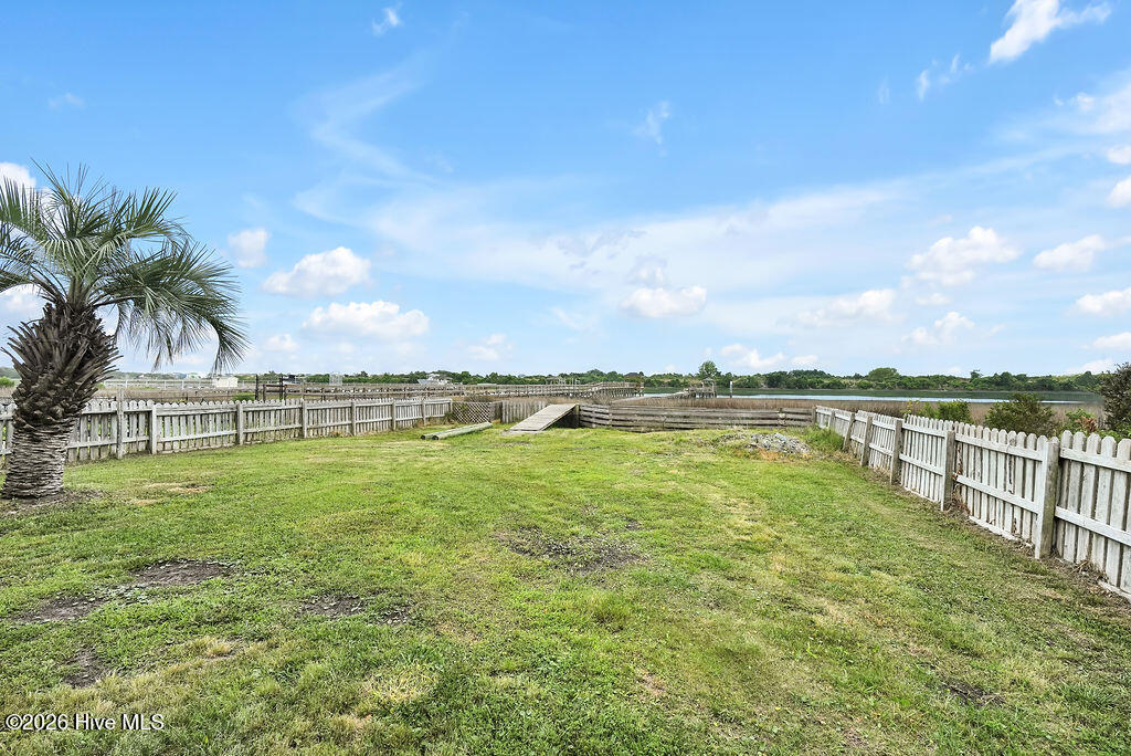 100570614 | Photo 33