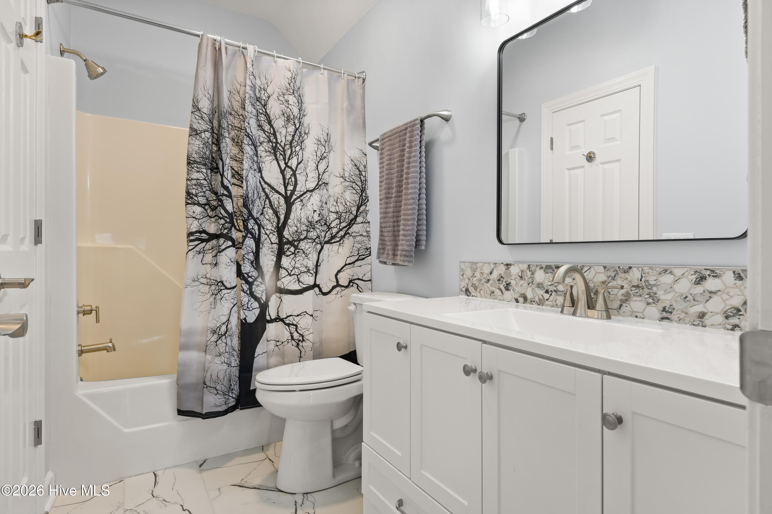 100555954 | Photo 52