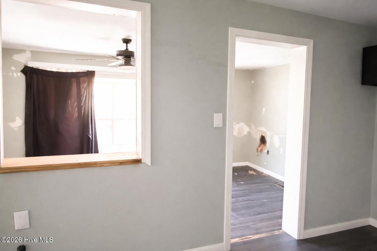 100554283 | Photo 17