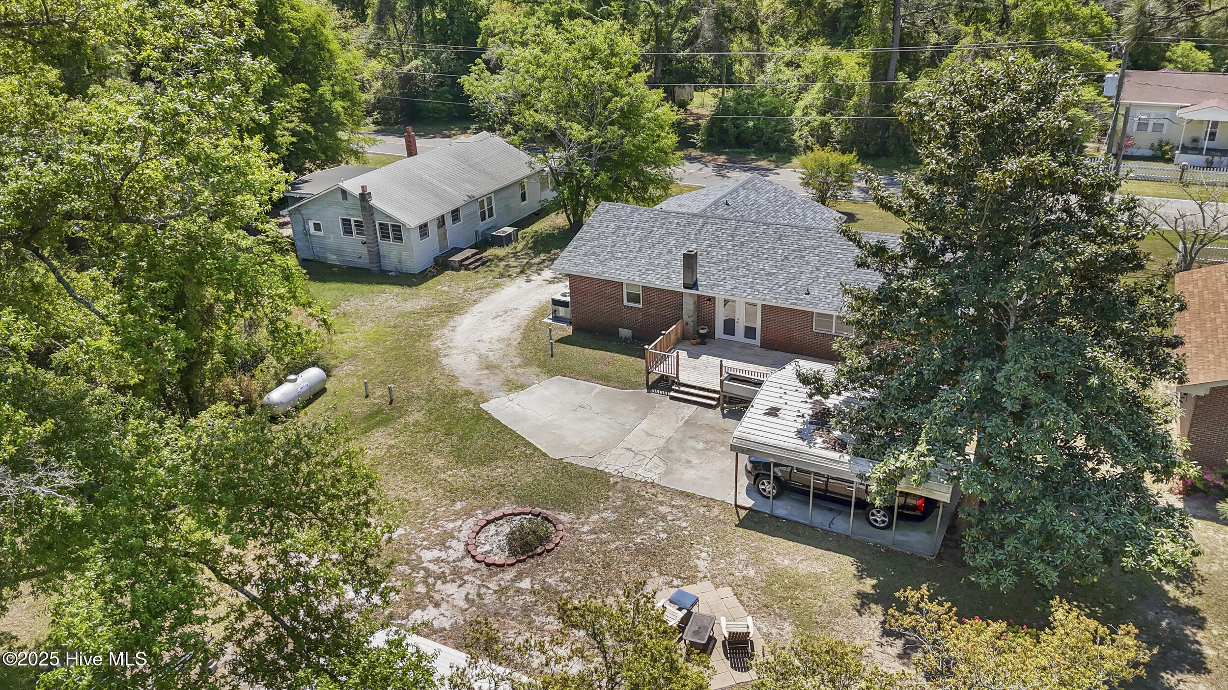 100570665 | Photo 30