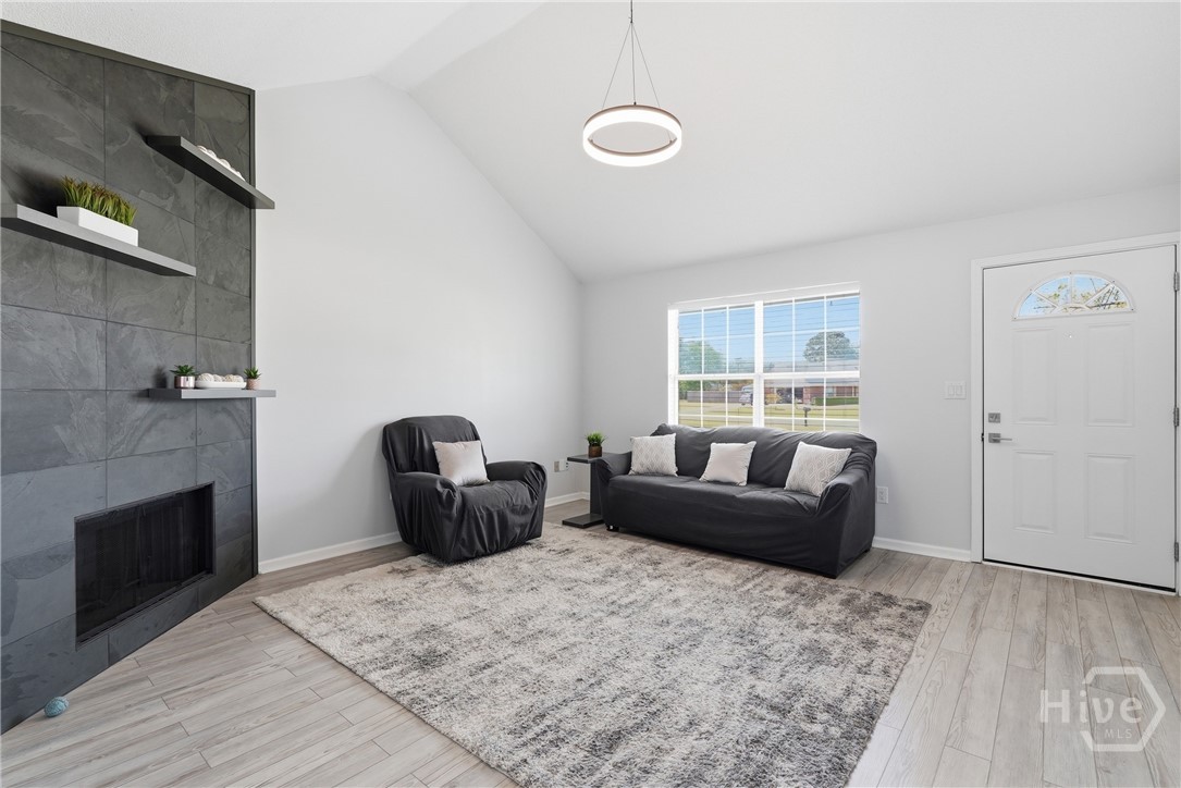 206 White Bluff Drive