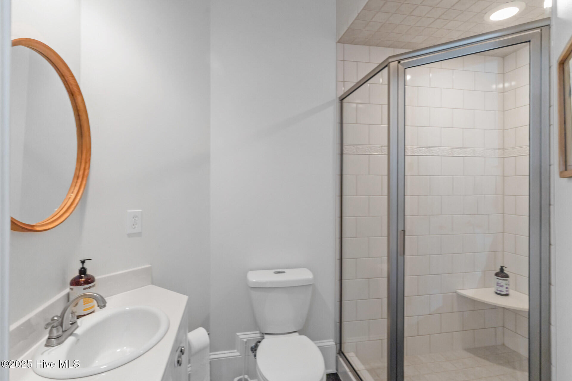 100521291 | Photo 48