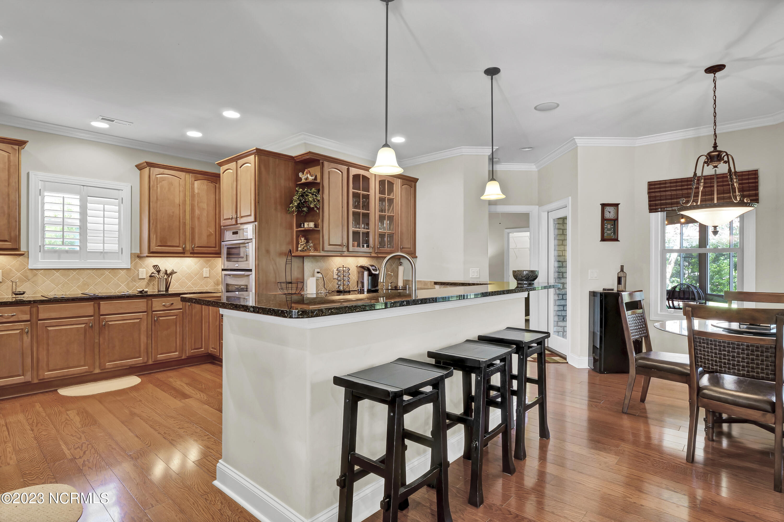 100555006 | Photo 13