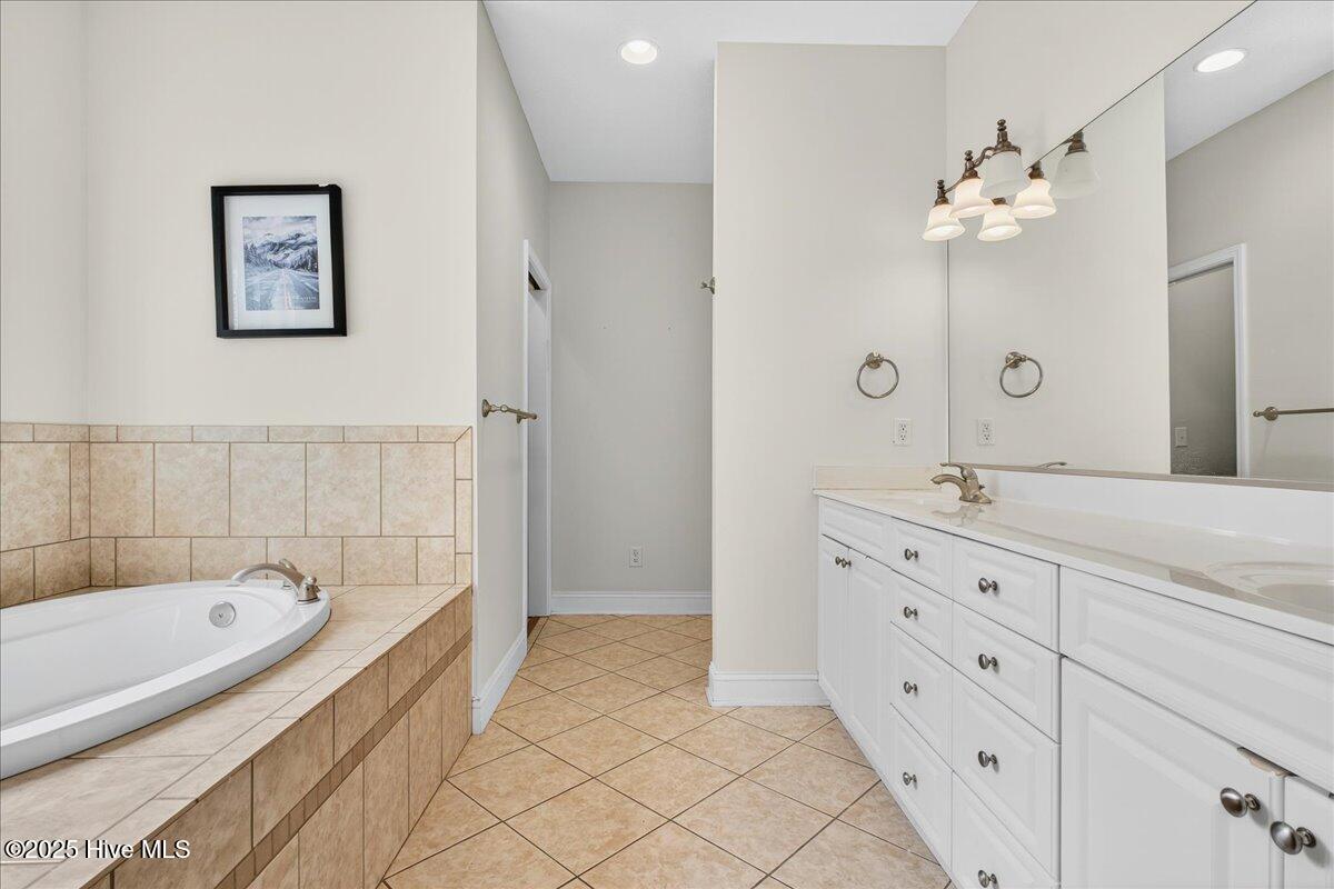 100539254 | Photo 28