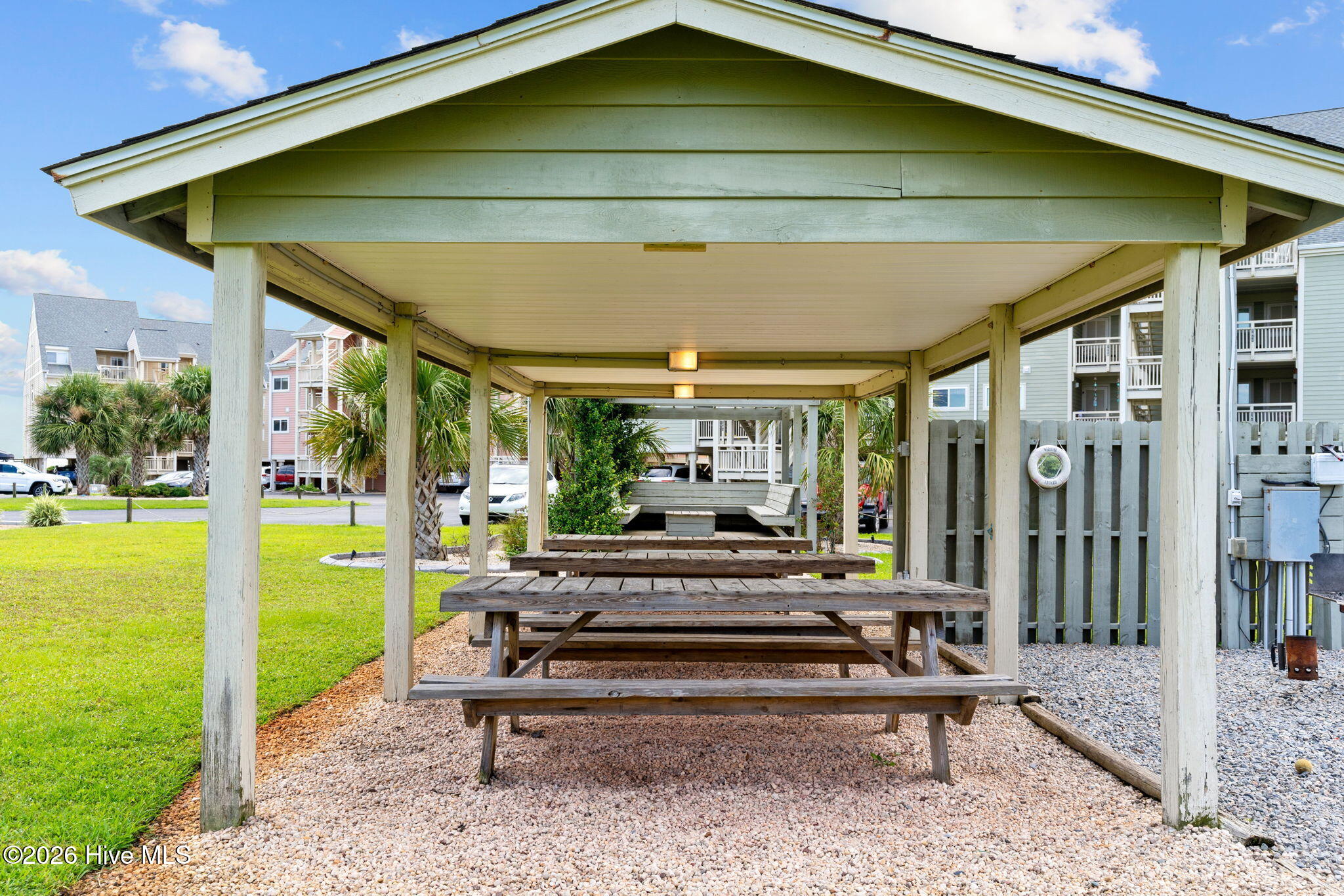 100550399 | Photo 58