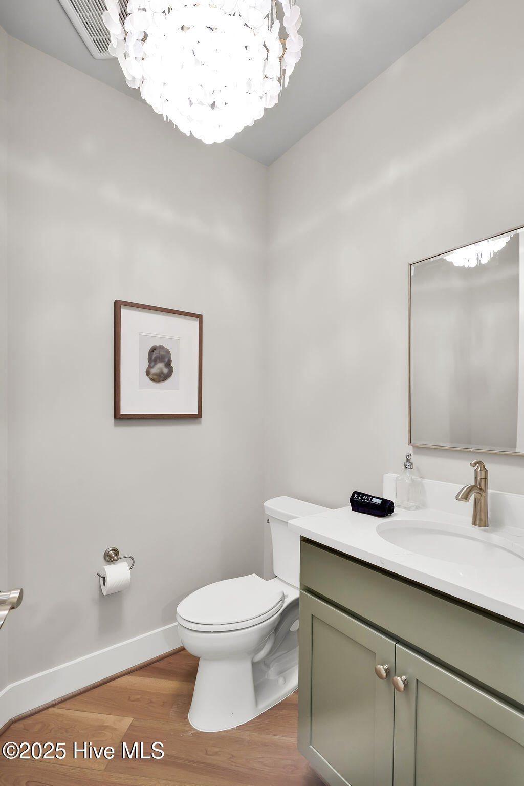 100529674 | Photo 35