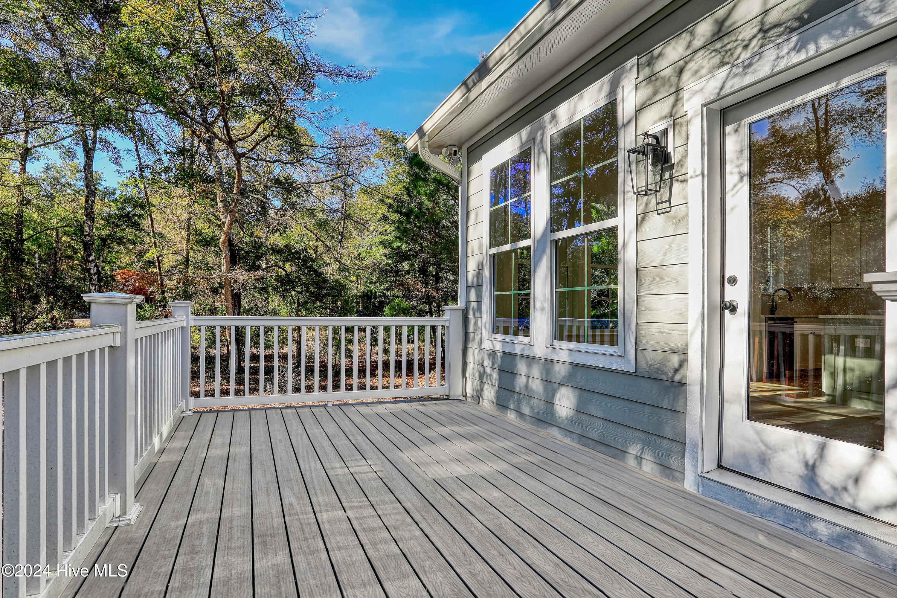 100481314 | Photo 55