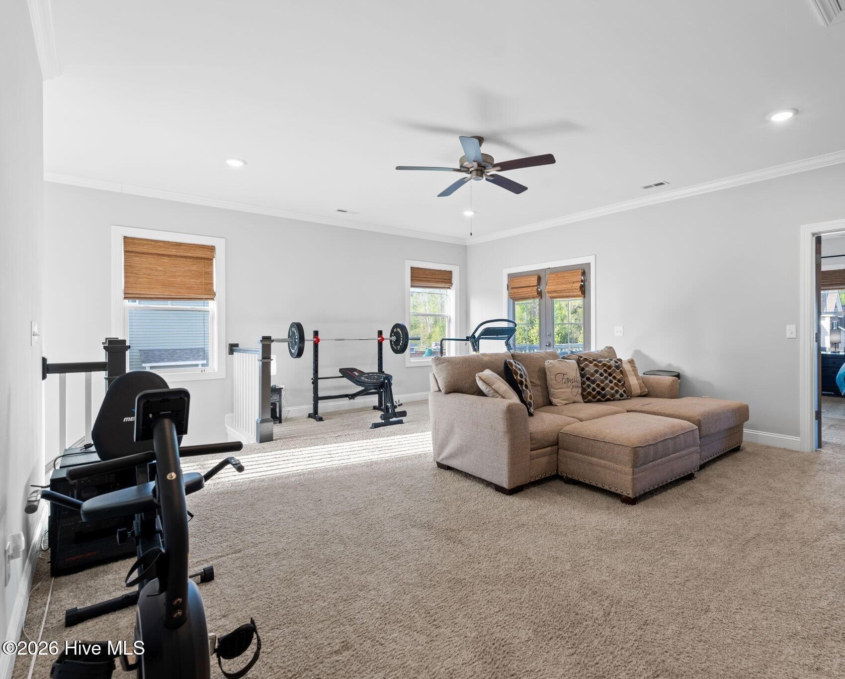 100564954 | Photo 41