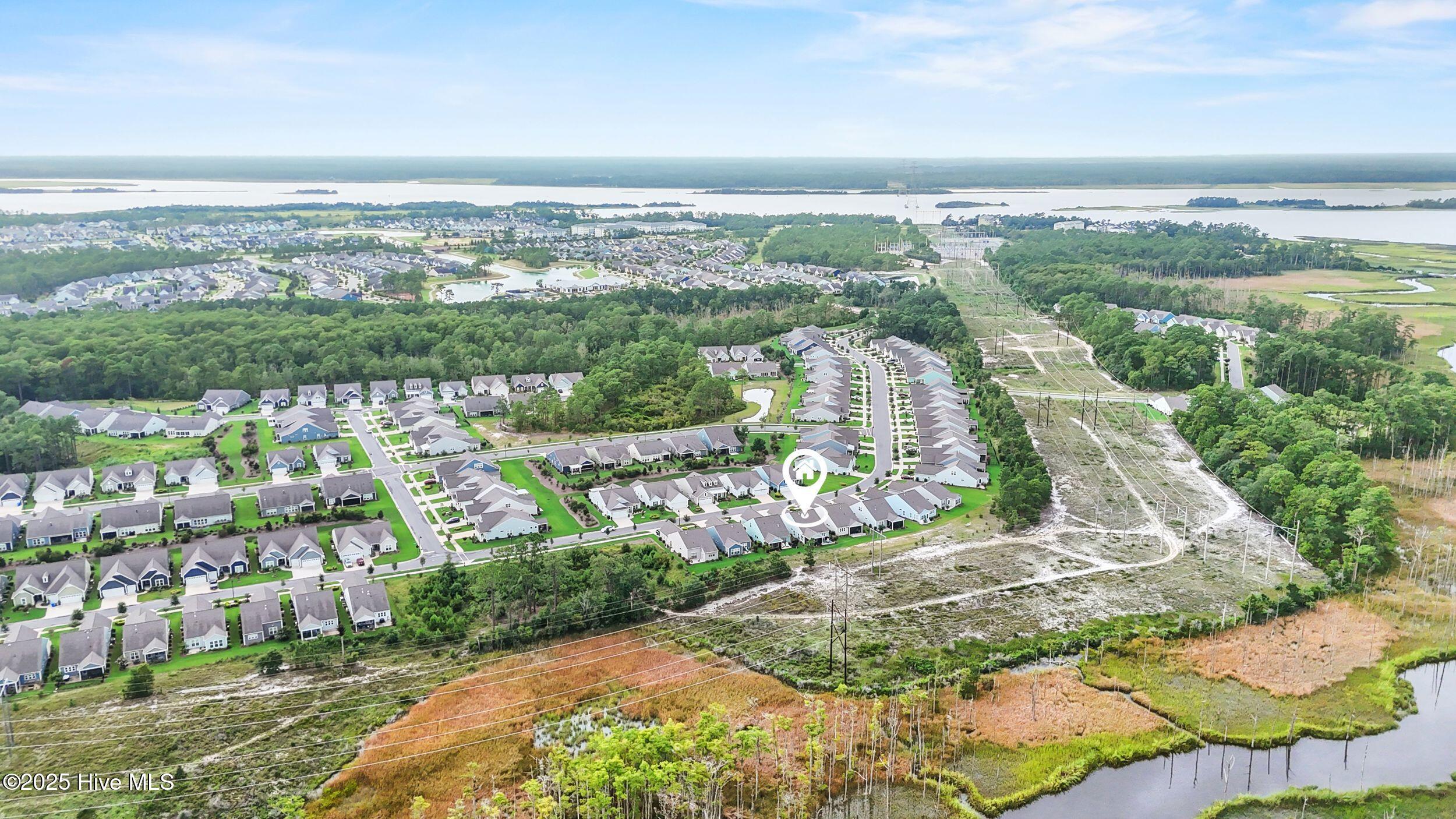 100525242 | Photo 57