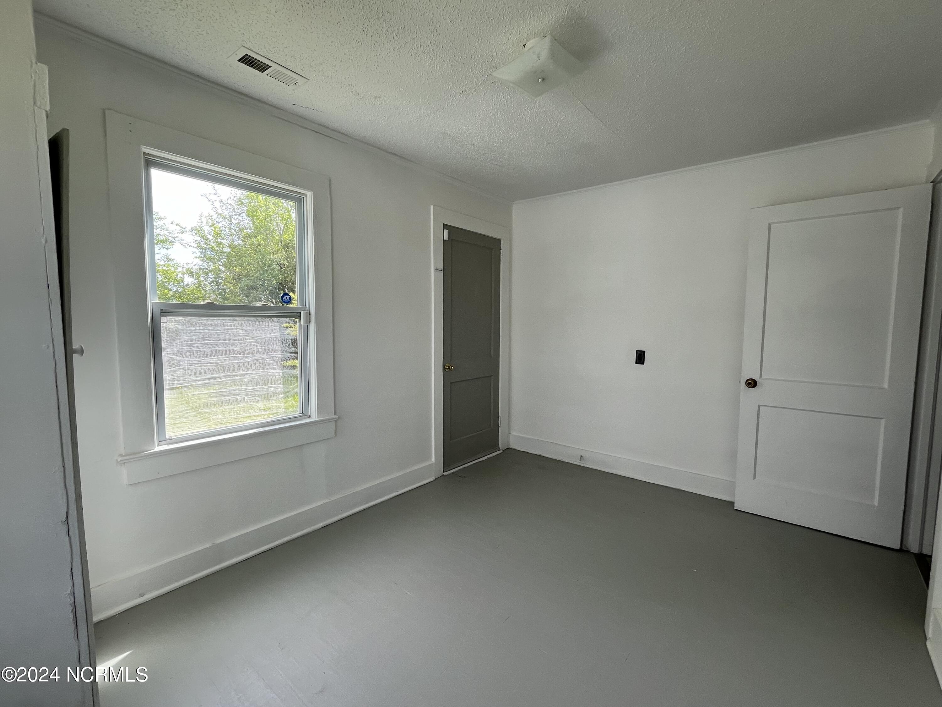 100564112 | Photo 18