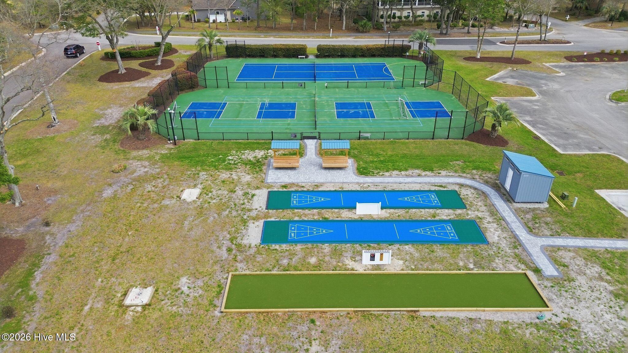 100560935 | Photo 107