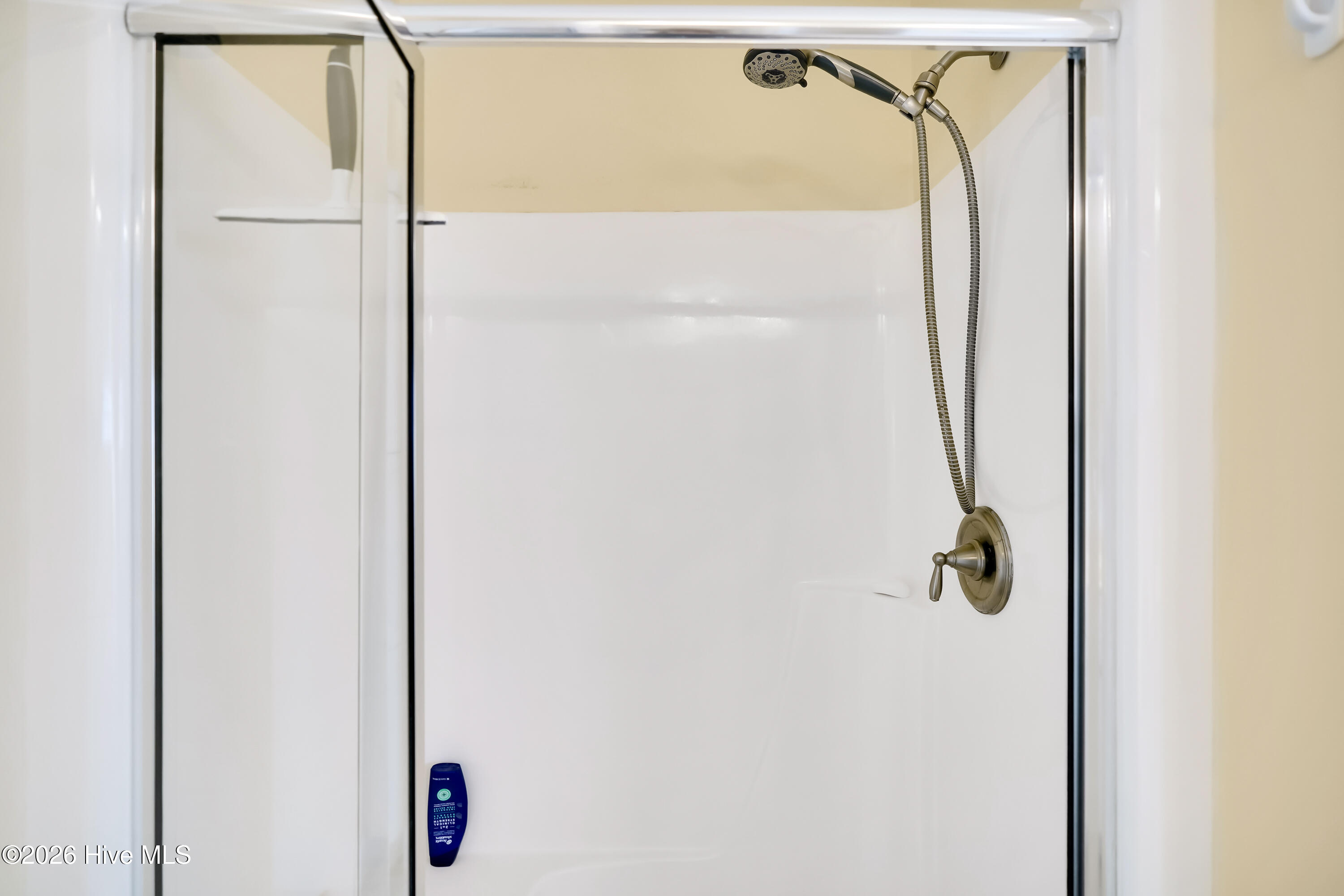 100547997 | Photo 19