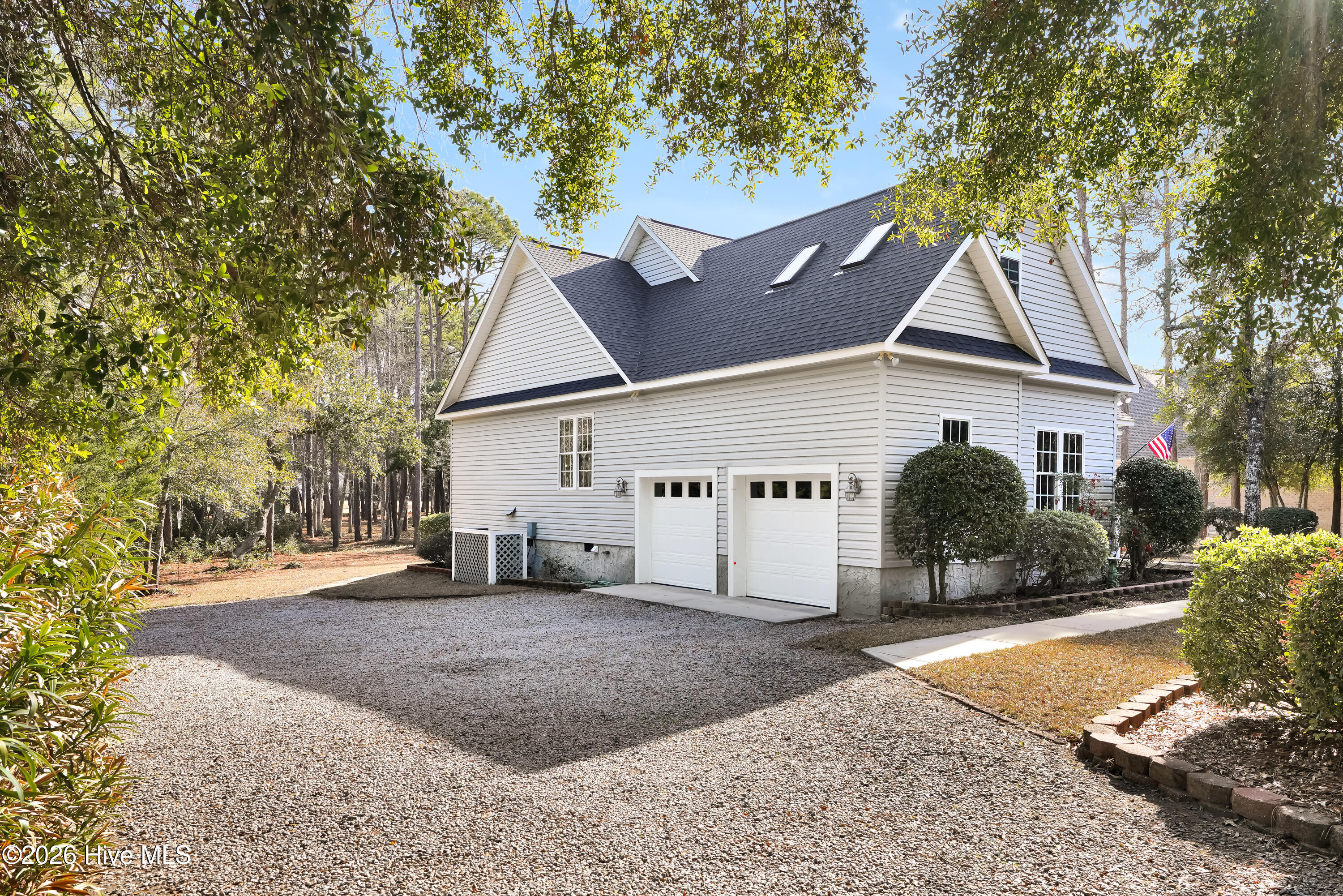 100549452 | Photo 35