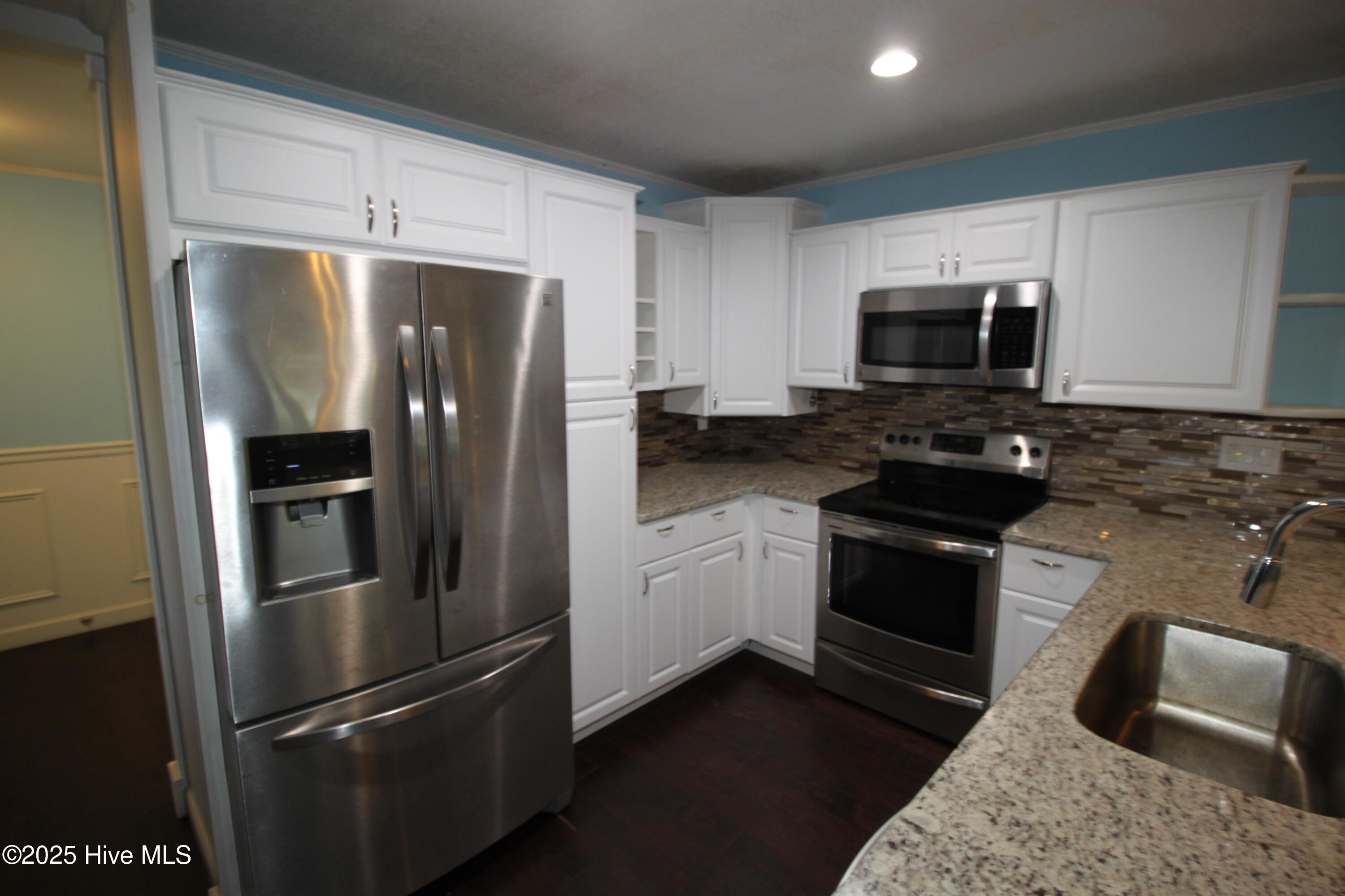 3707 Country Club Road,Morehead City