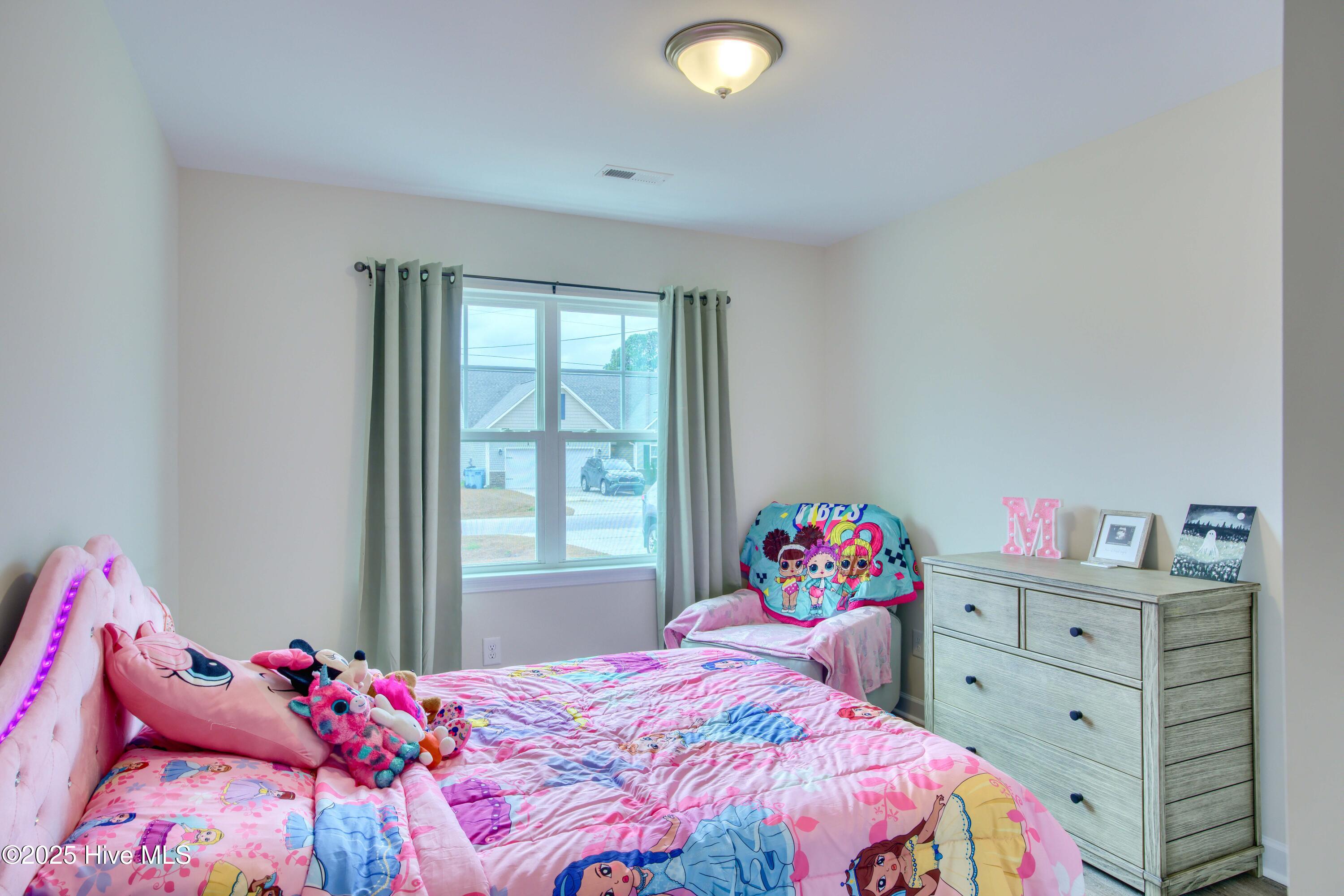 100544768 | Photo 19