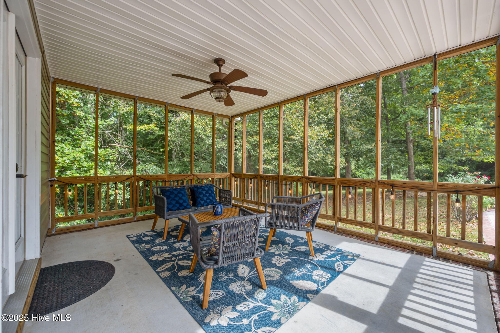 403 Country Club Drive, Jacksonville, NC 28546 – photo 16: 17-web-or-mls-15