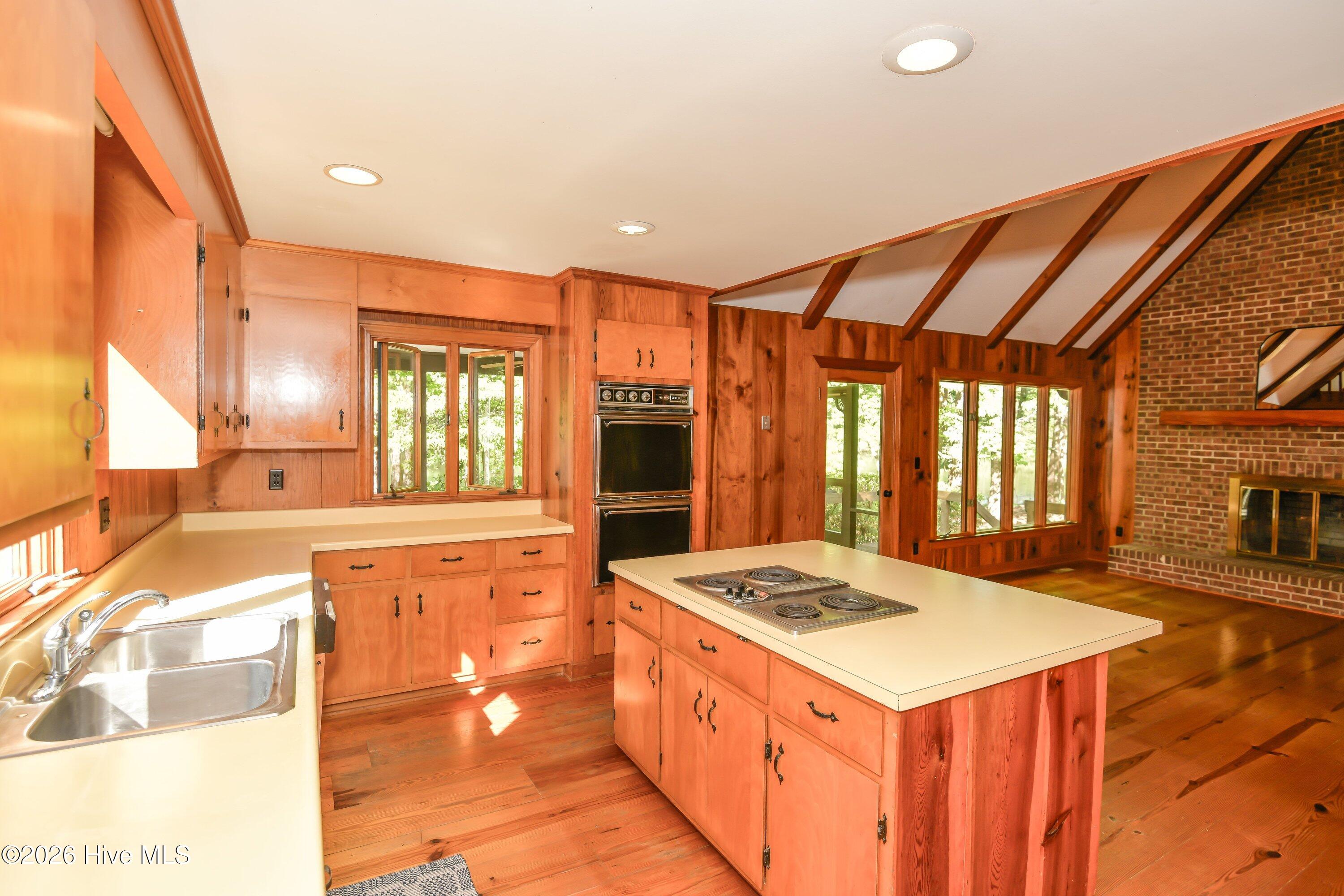 350 Brinkley Road